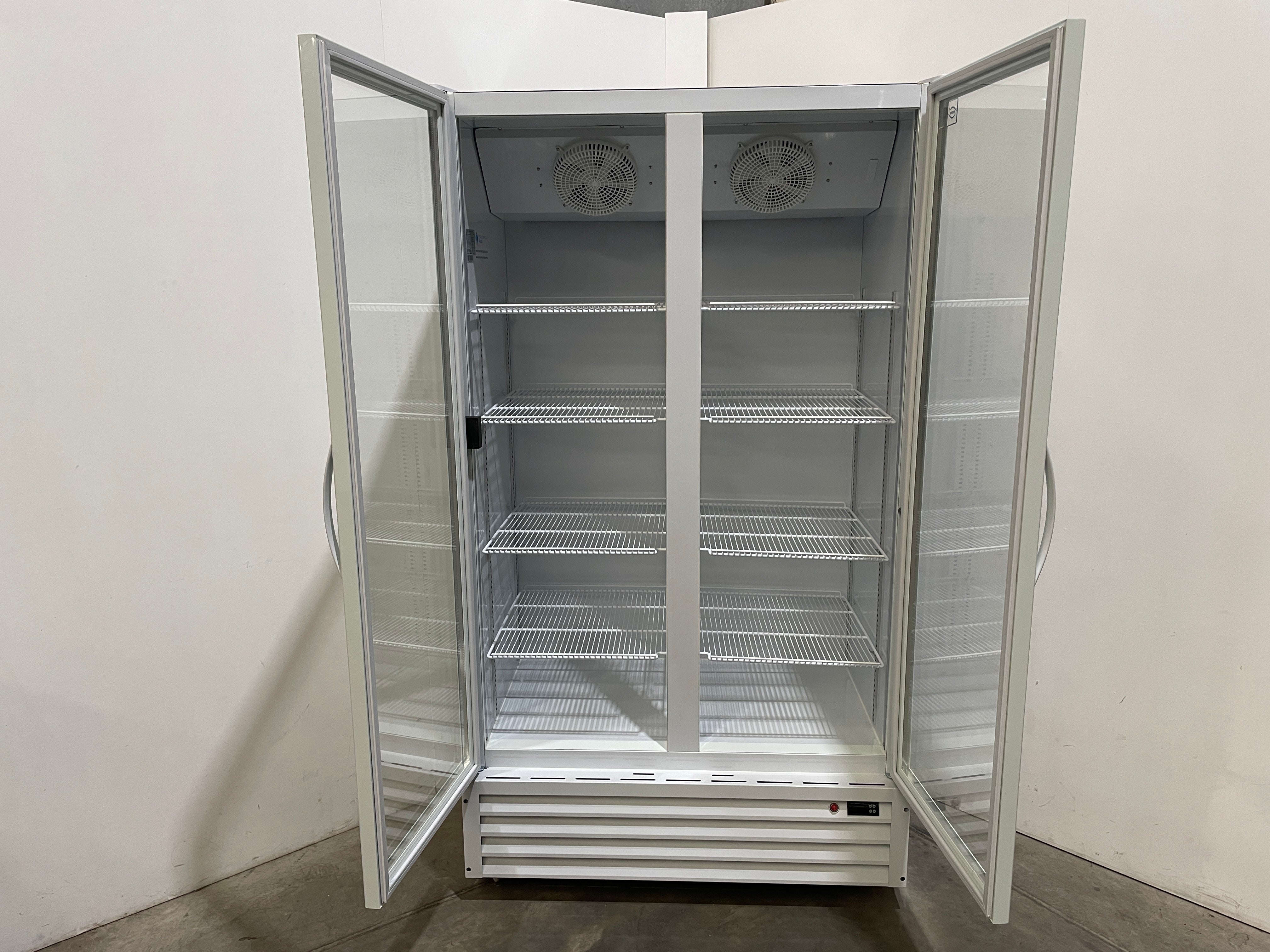 Norsk C10HA Display Fridge