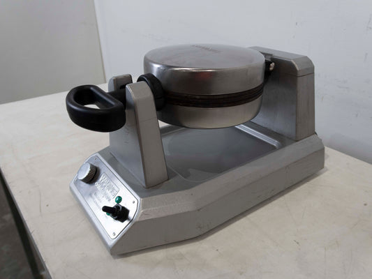 Waring WW180XCE Single Belgian Waffle Maker