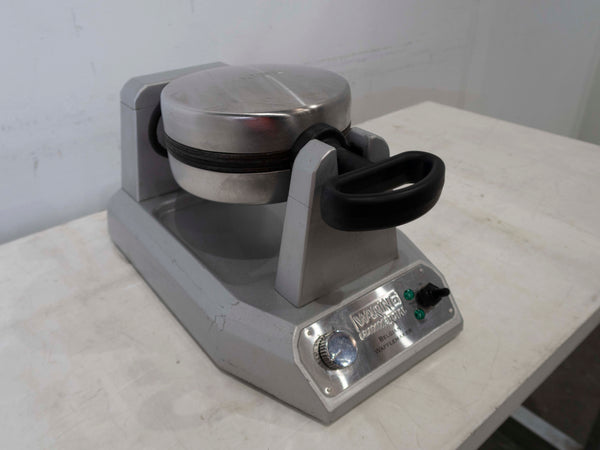 Waring WW180XCE Single Belgian Waffle Maker