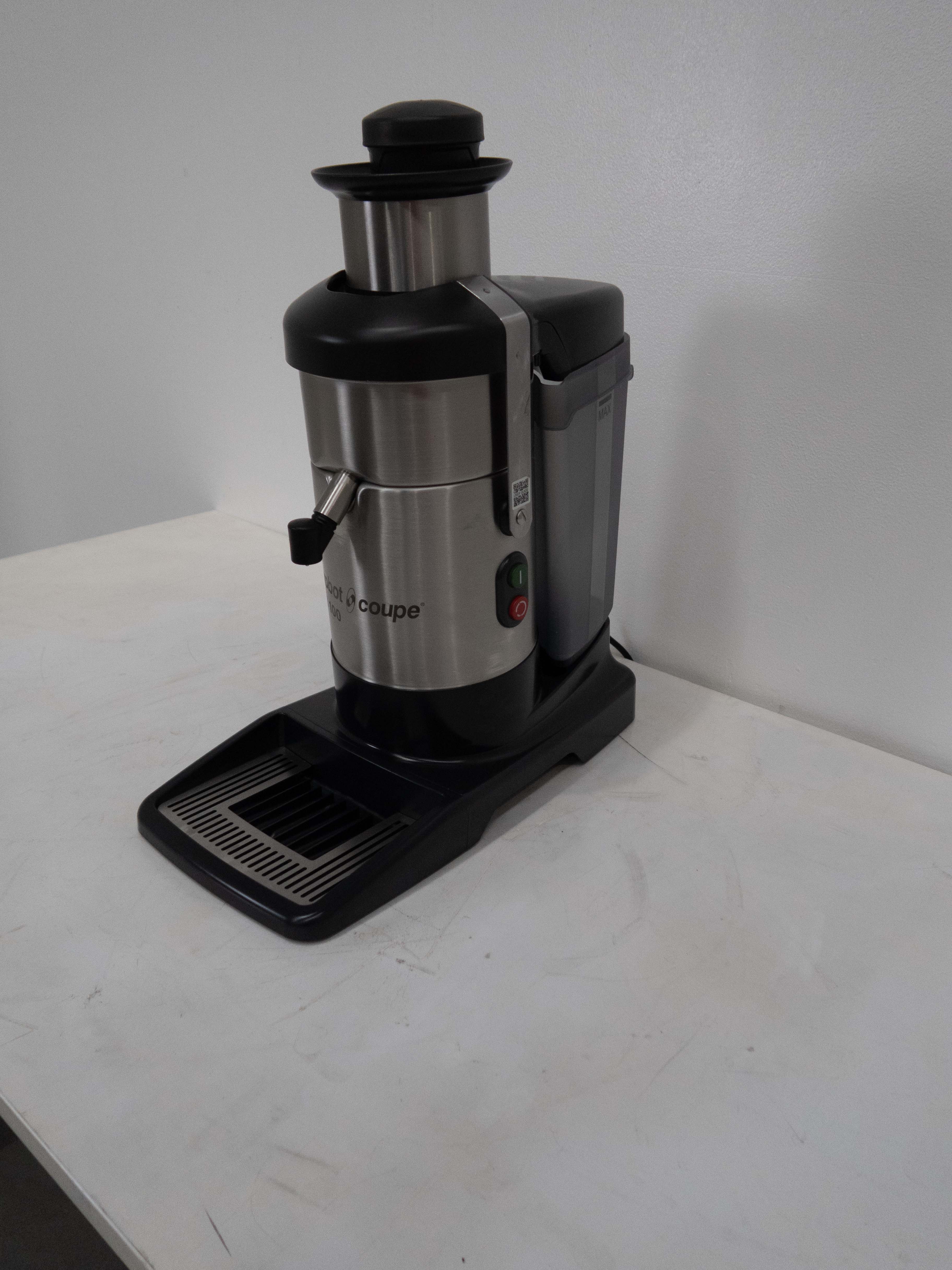 Robot Coupe J100 Juicer