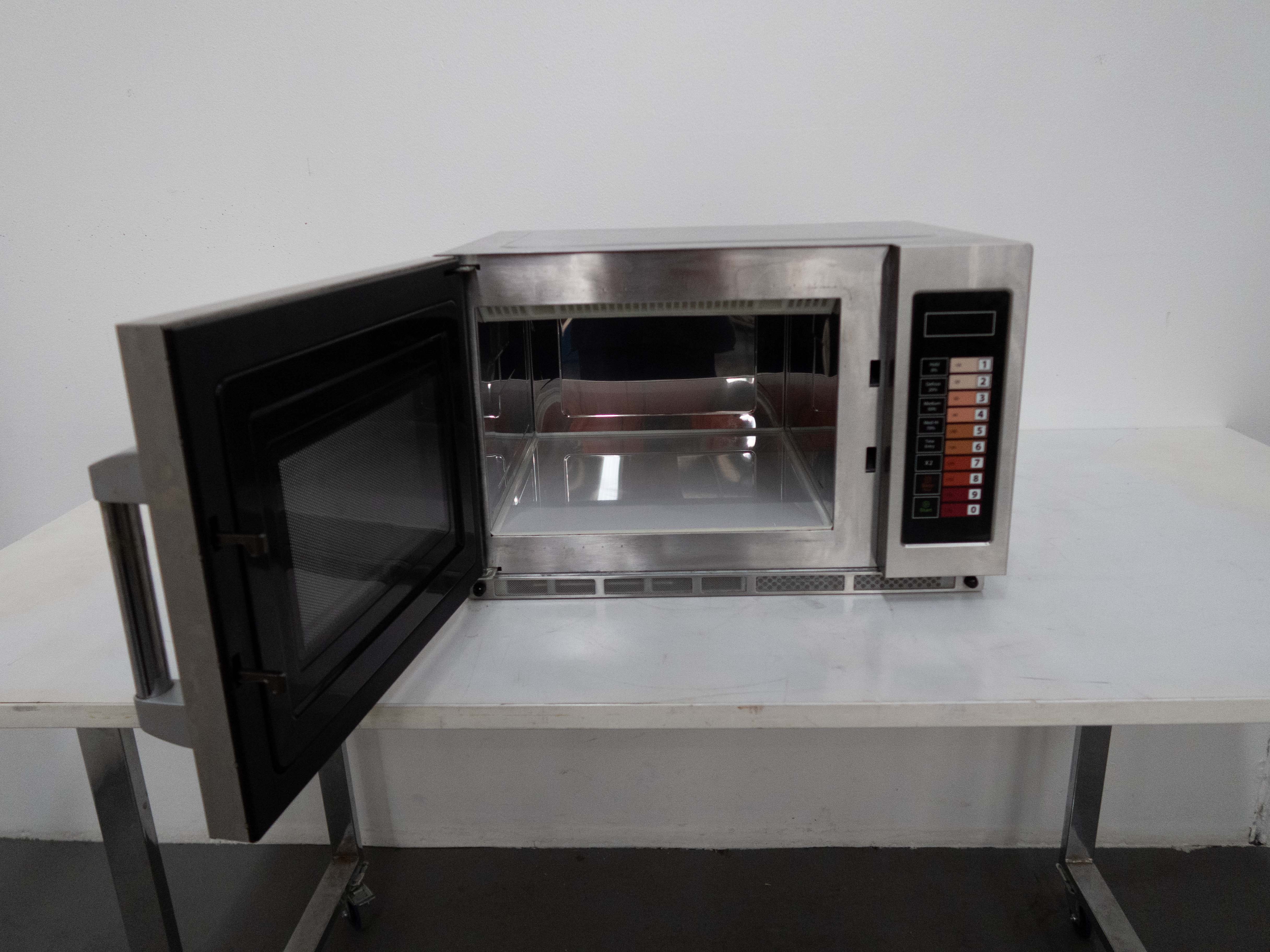 Bonn CM-2100G Microwave