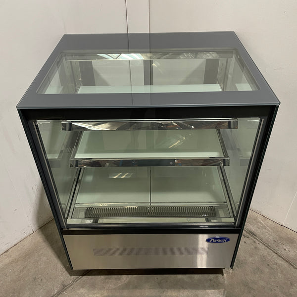 Atosa DF097F Cake Display