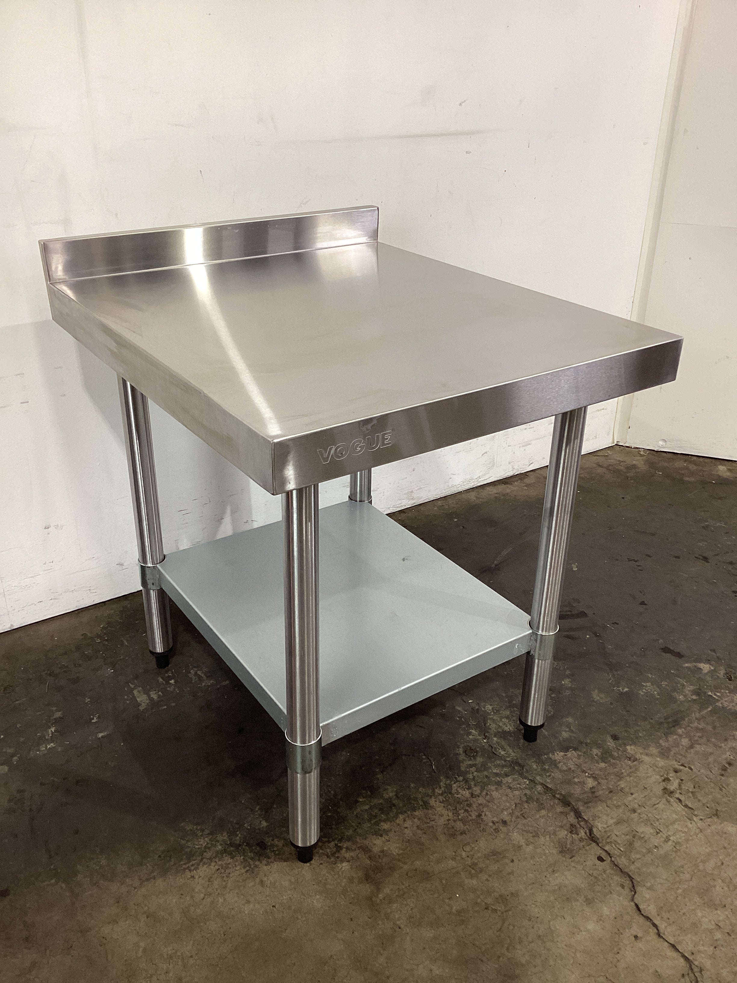 Vogue Stainless Steel Bench 600w