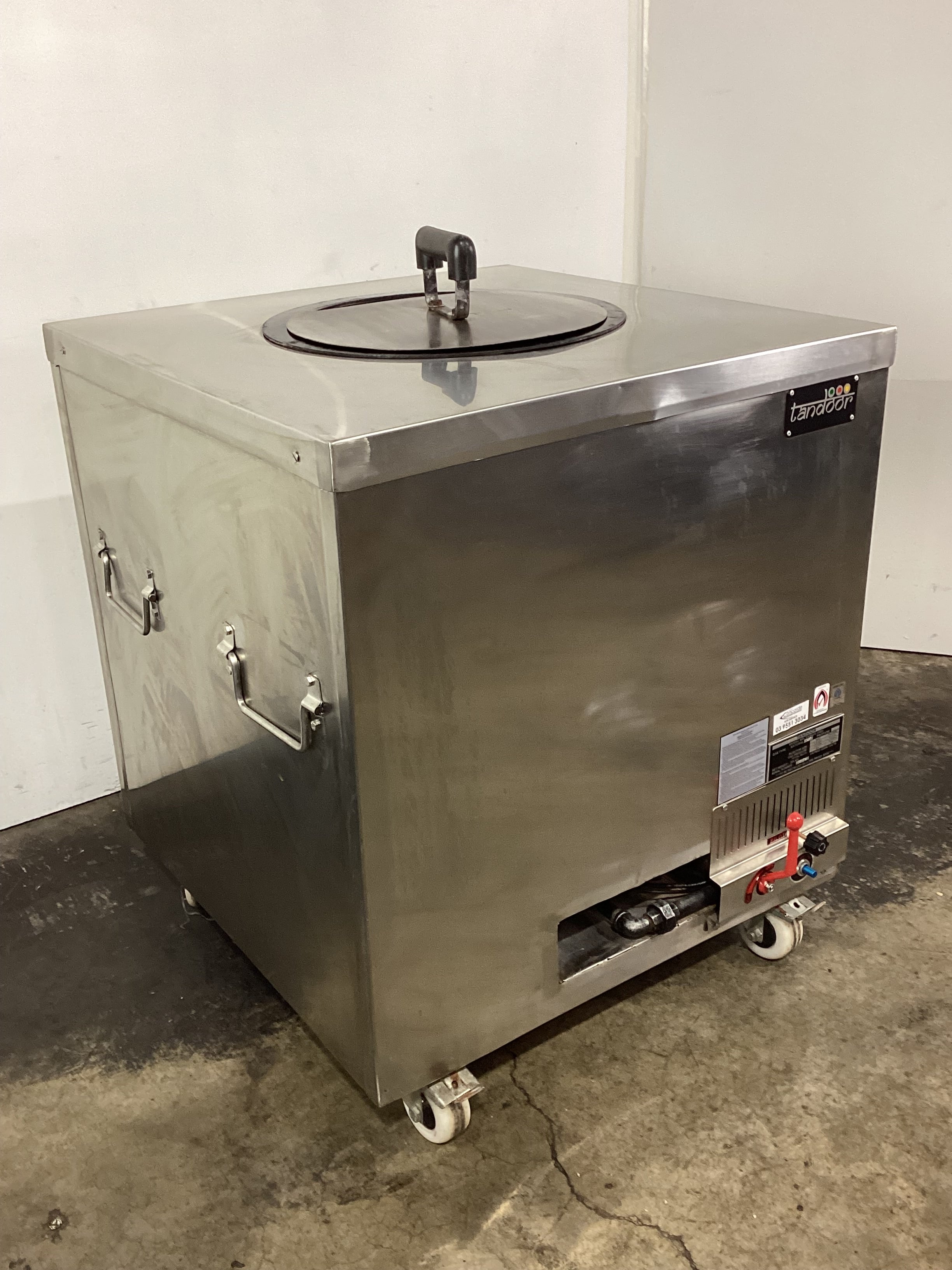 Tandoor TAN820IND Tandoori Oven