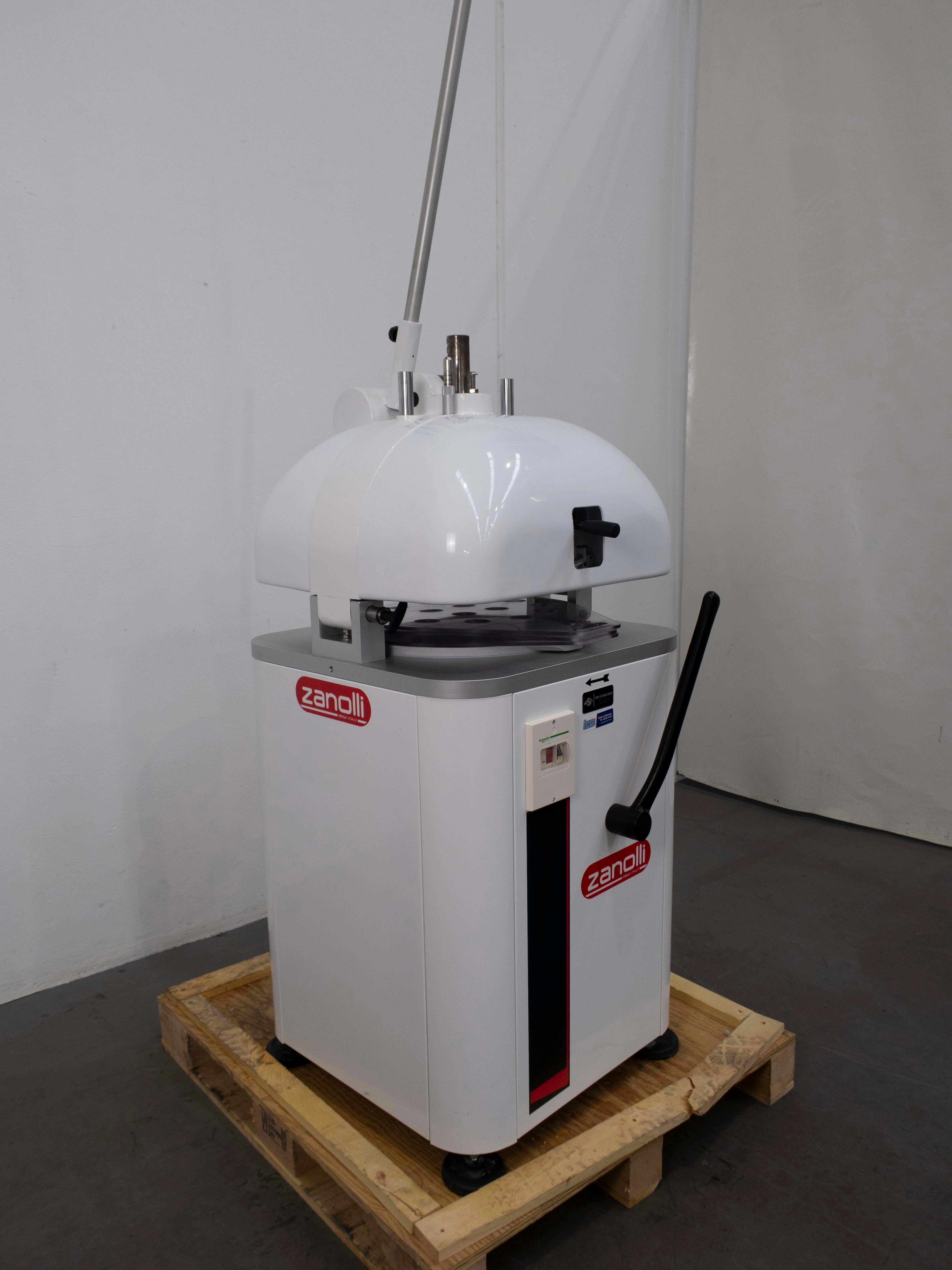 Zanolli Ercolina Plus 15 Dough Rounder