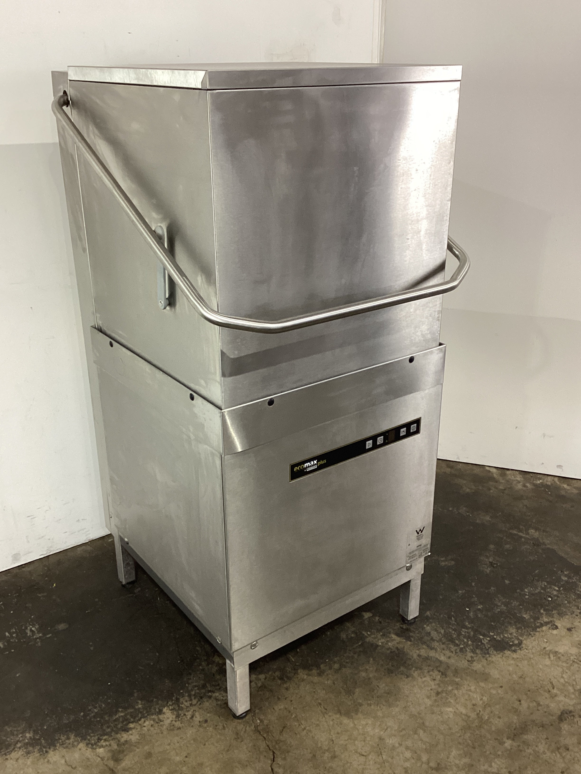 Hobart ECOMAX H615 Passthrough Dishwasher