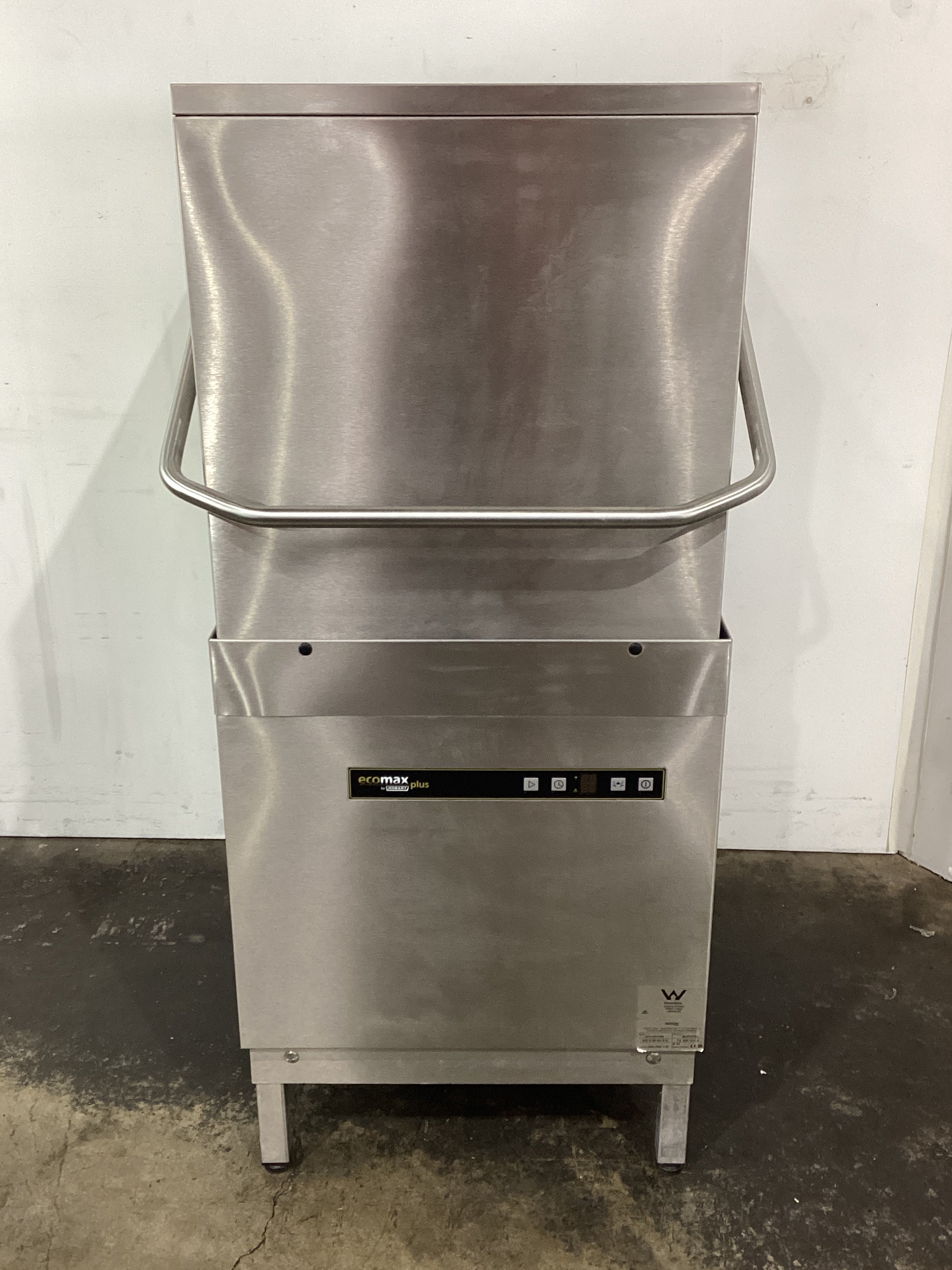 Hobart ECOMAX H615 Passthrough Dishwasher
