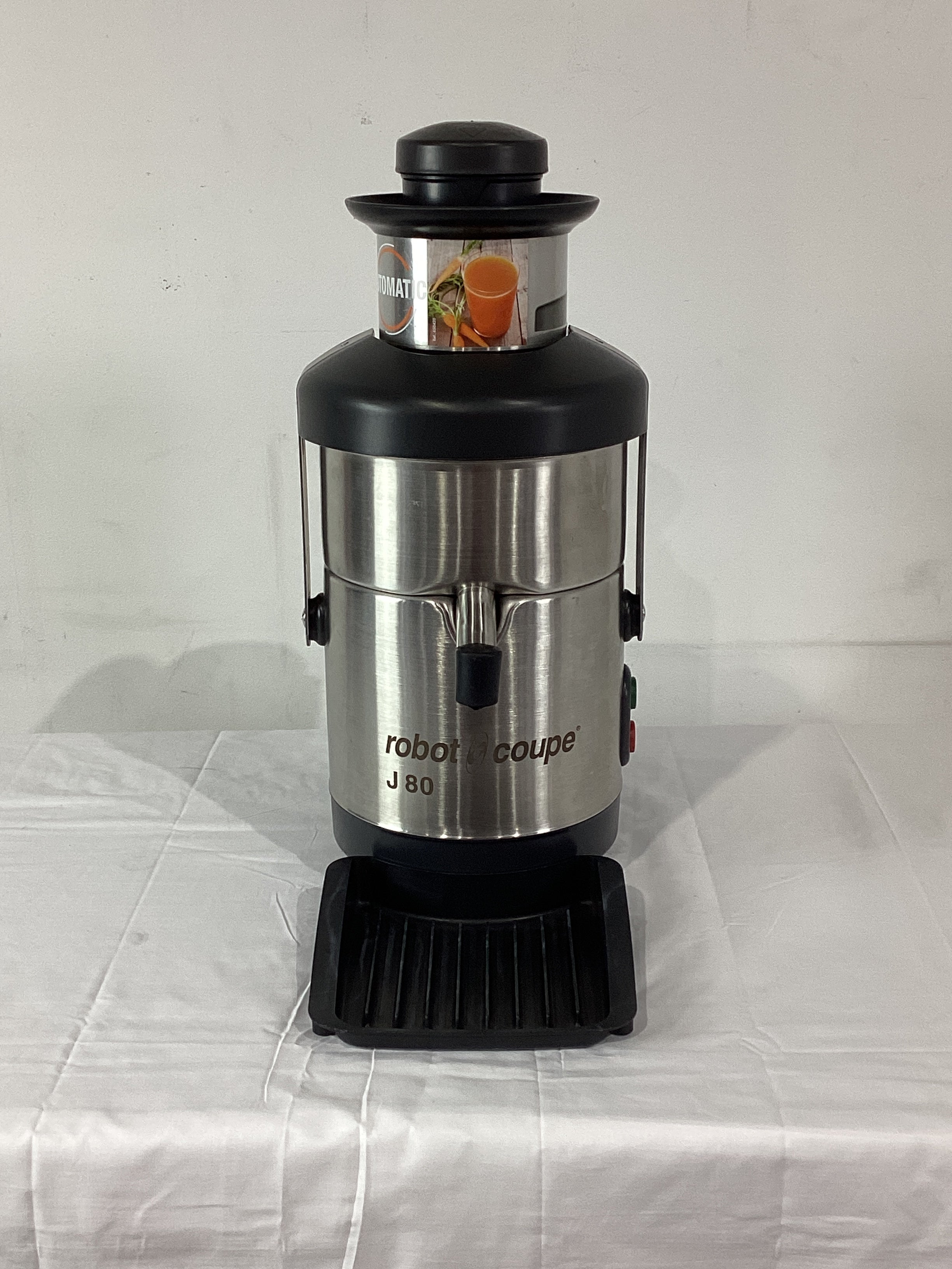 Robot Coupe  J80 Automatic Juice Extractor