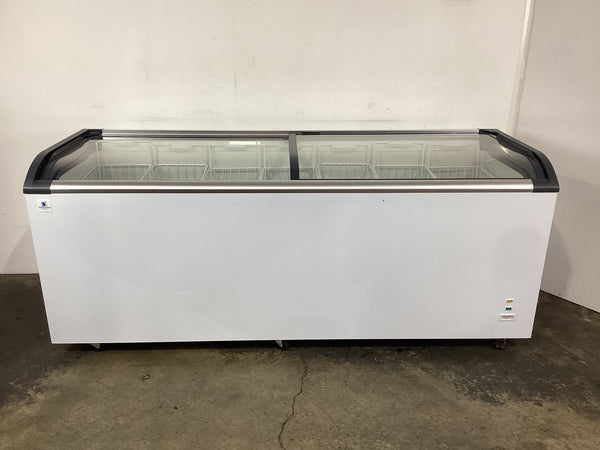Cold Display Solutions SD-720Q Chest Freezer