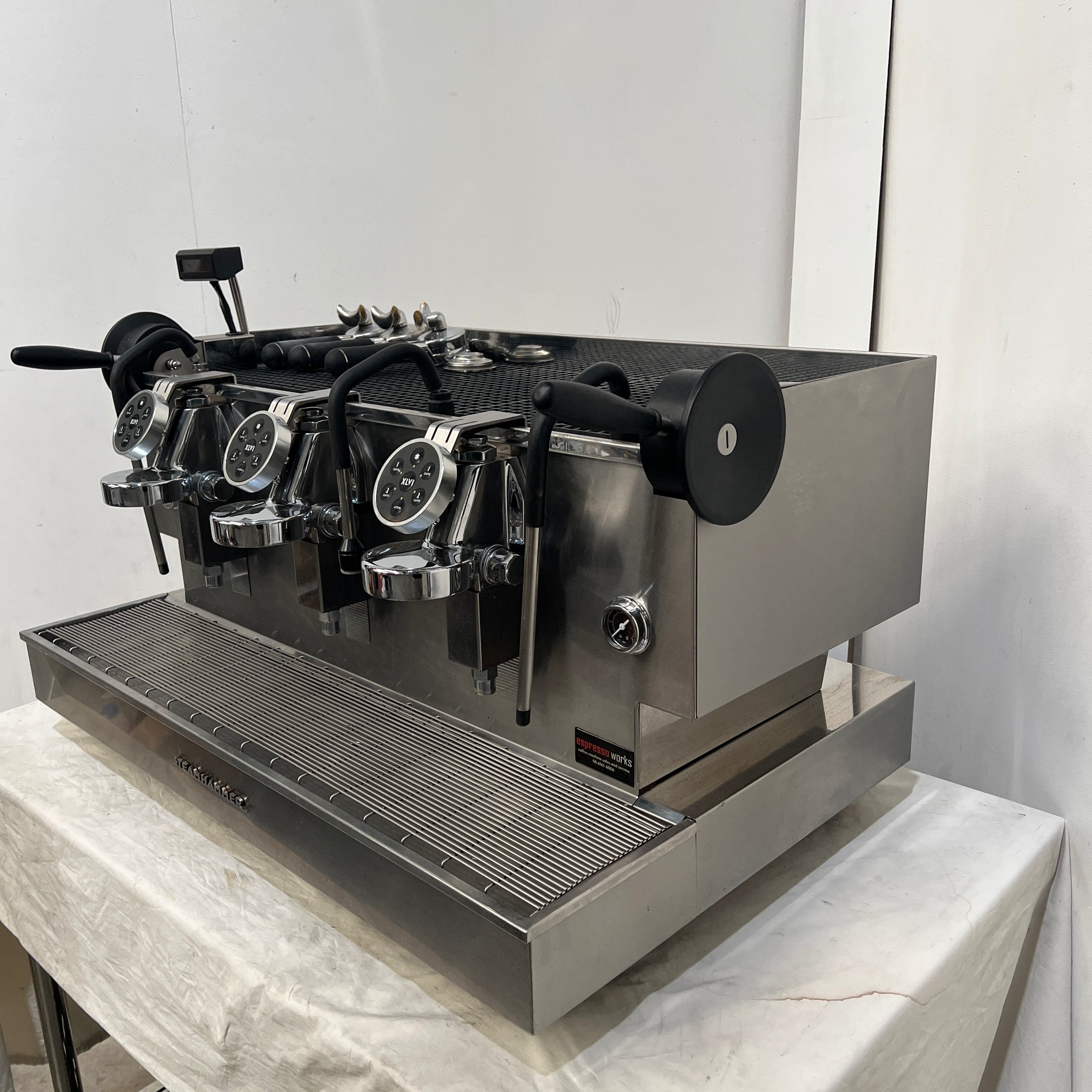 XLVI Steamhammer Electronic 3 Group Coffee Machine
