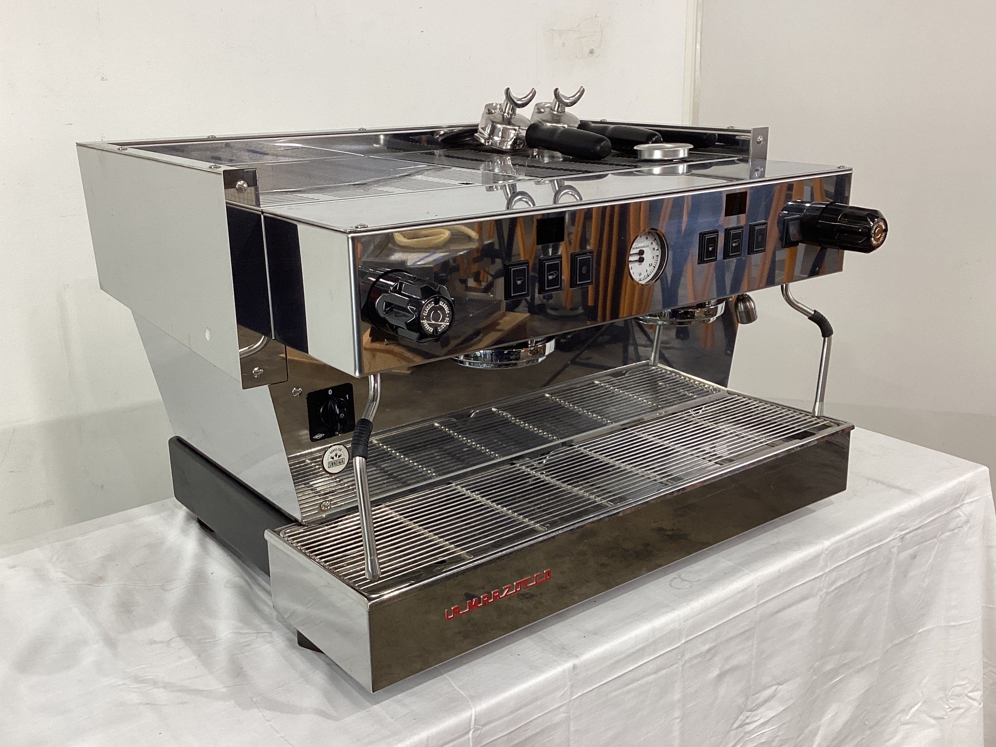 La Marzocco Linea Classic S 2 Group Coffee Machine