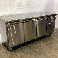 FED XUB6C18S3V Undercounter Fridge