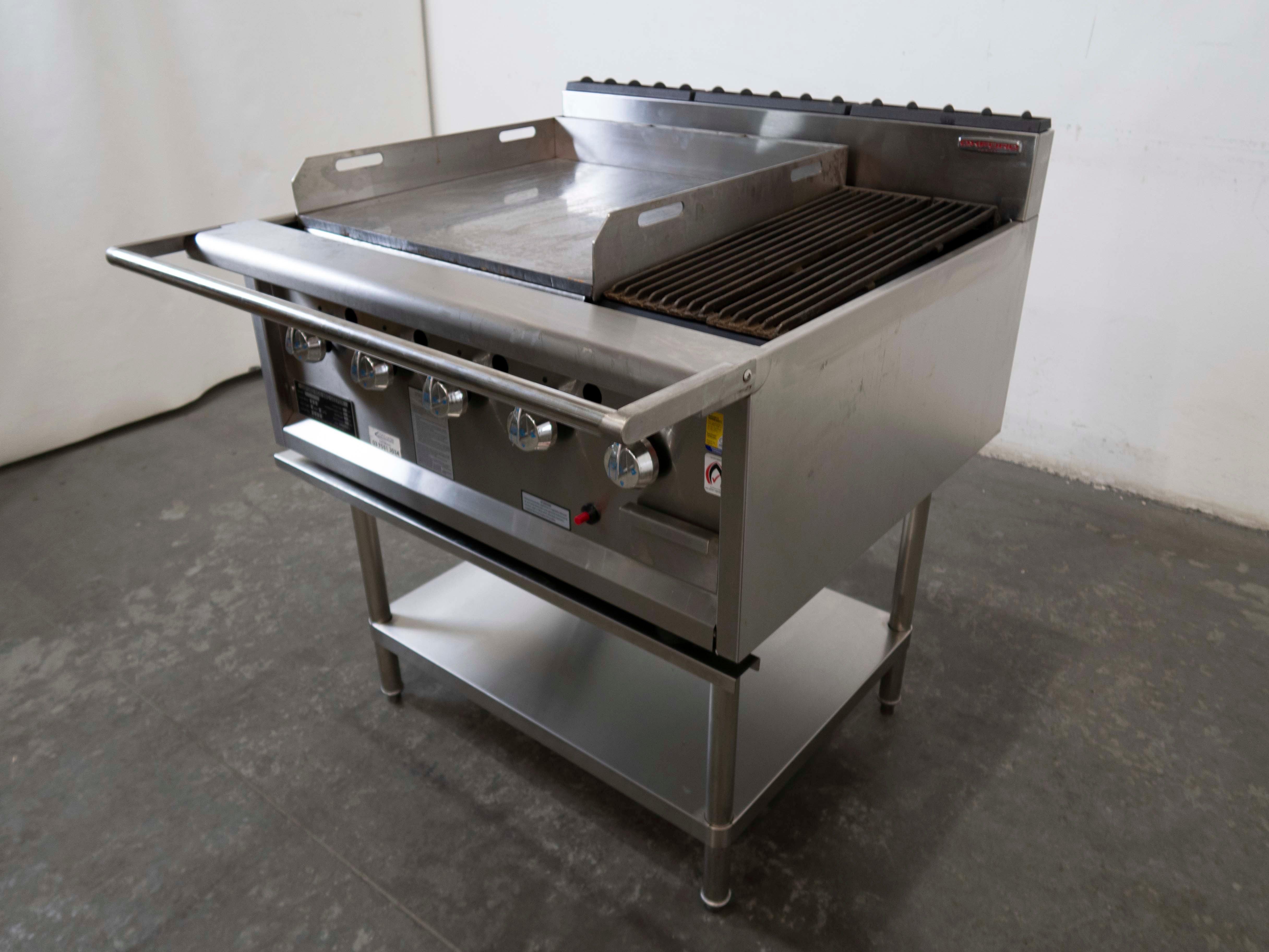 Oxford RCGD05-6H 5 Burner BBQ Chargrill with 600mm Hot Plate