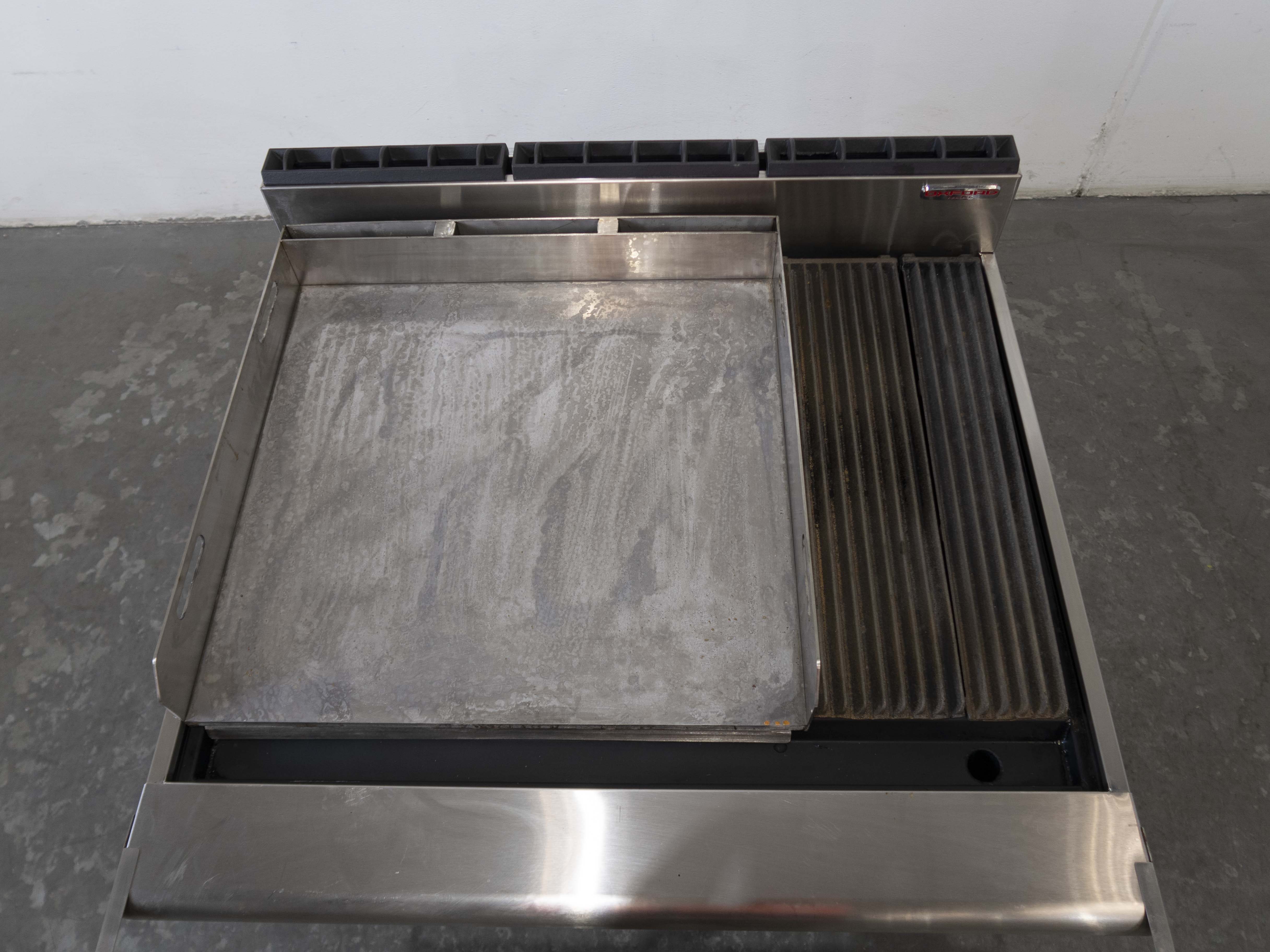 Oxford RCGD05-6H 5 Burner BBQ Chargrill with 600mm Hot Plate