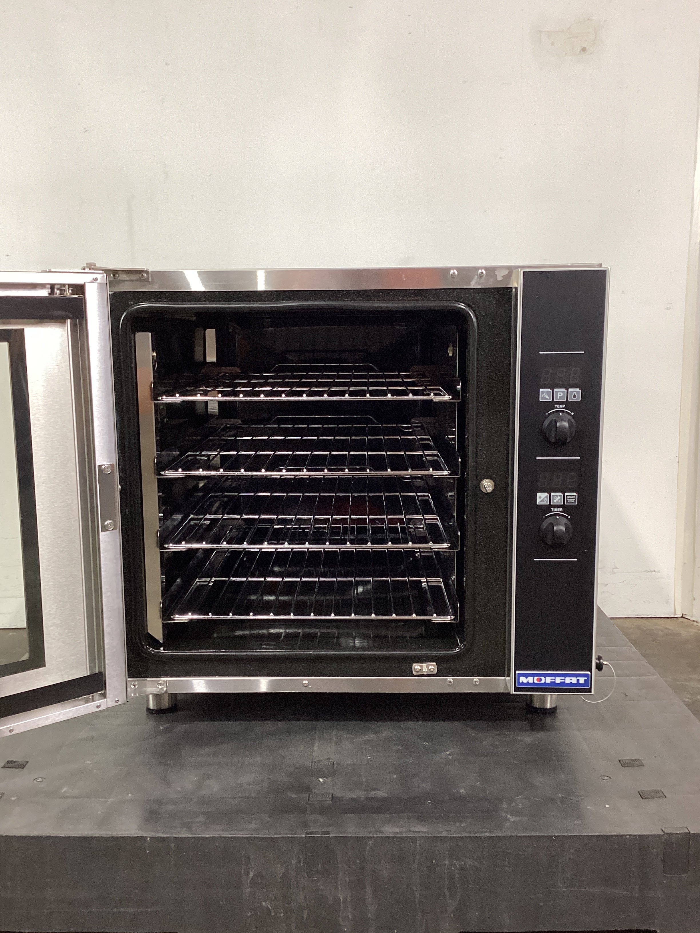 Turbofan E32D4 Convection Oven