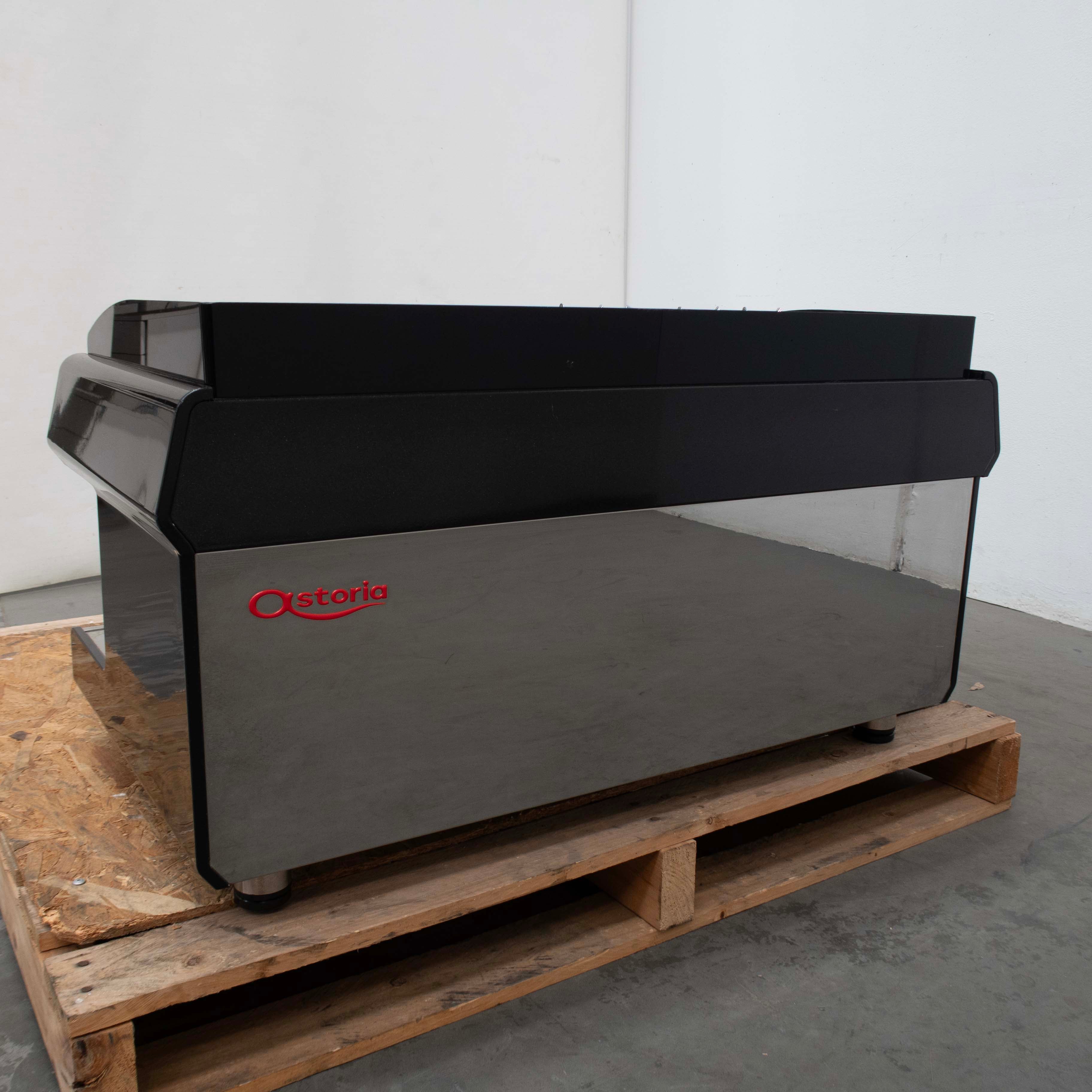 Astoria SAE./3-EC 3 Group Coffee Machine