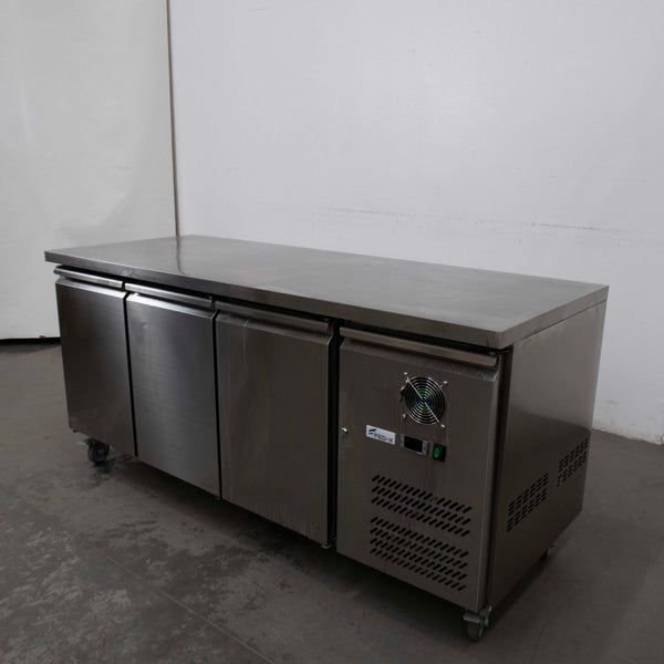 FED-X XUB7C18S3V Underbench Fridge