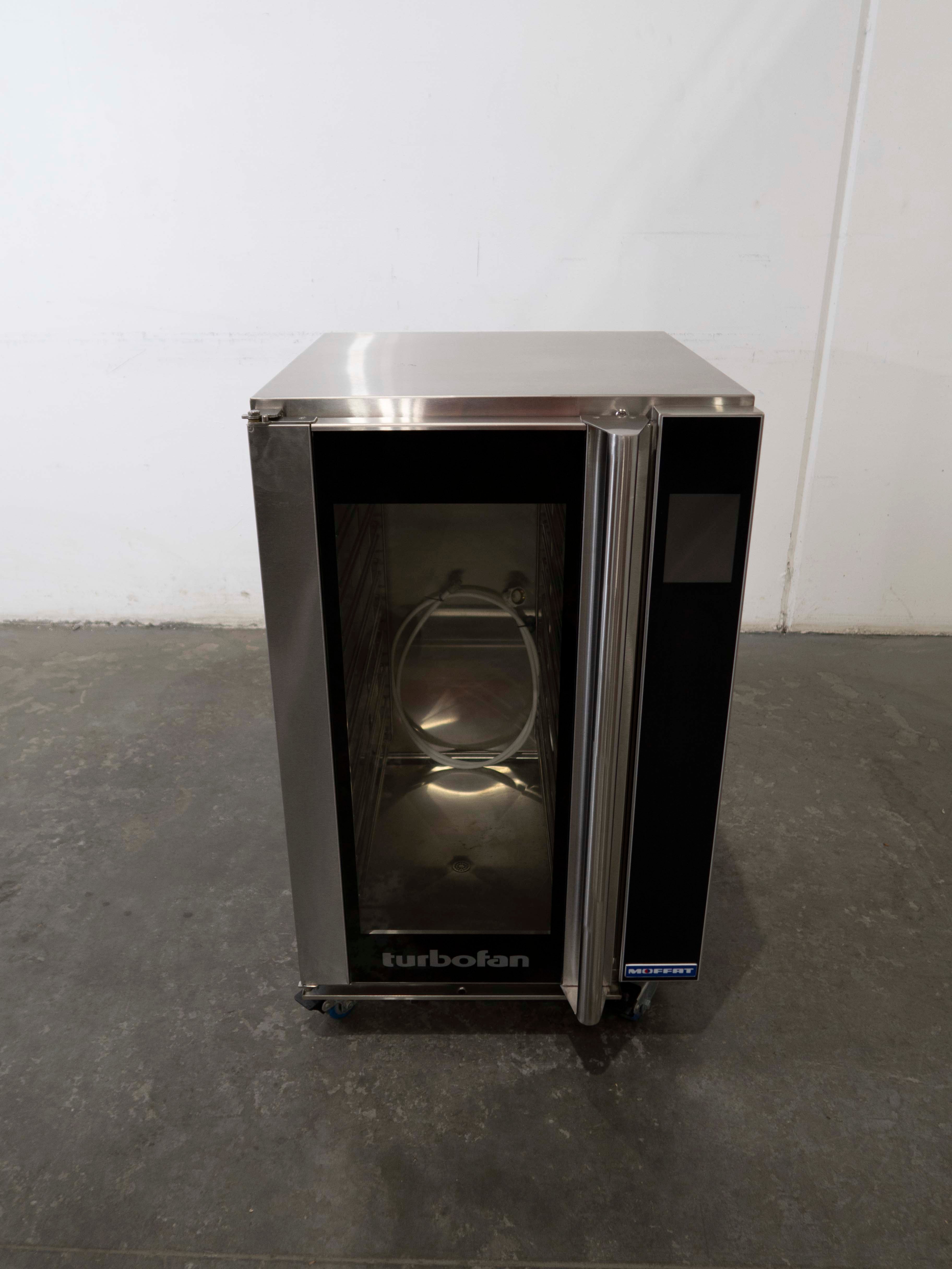 Turbofan EHT10-L Holding Cabinet