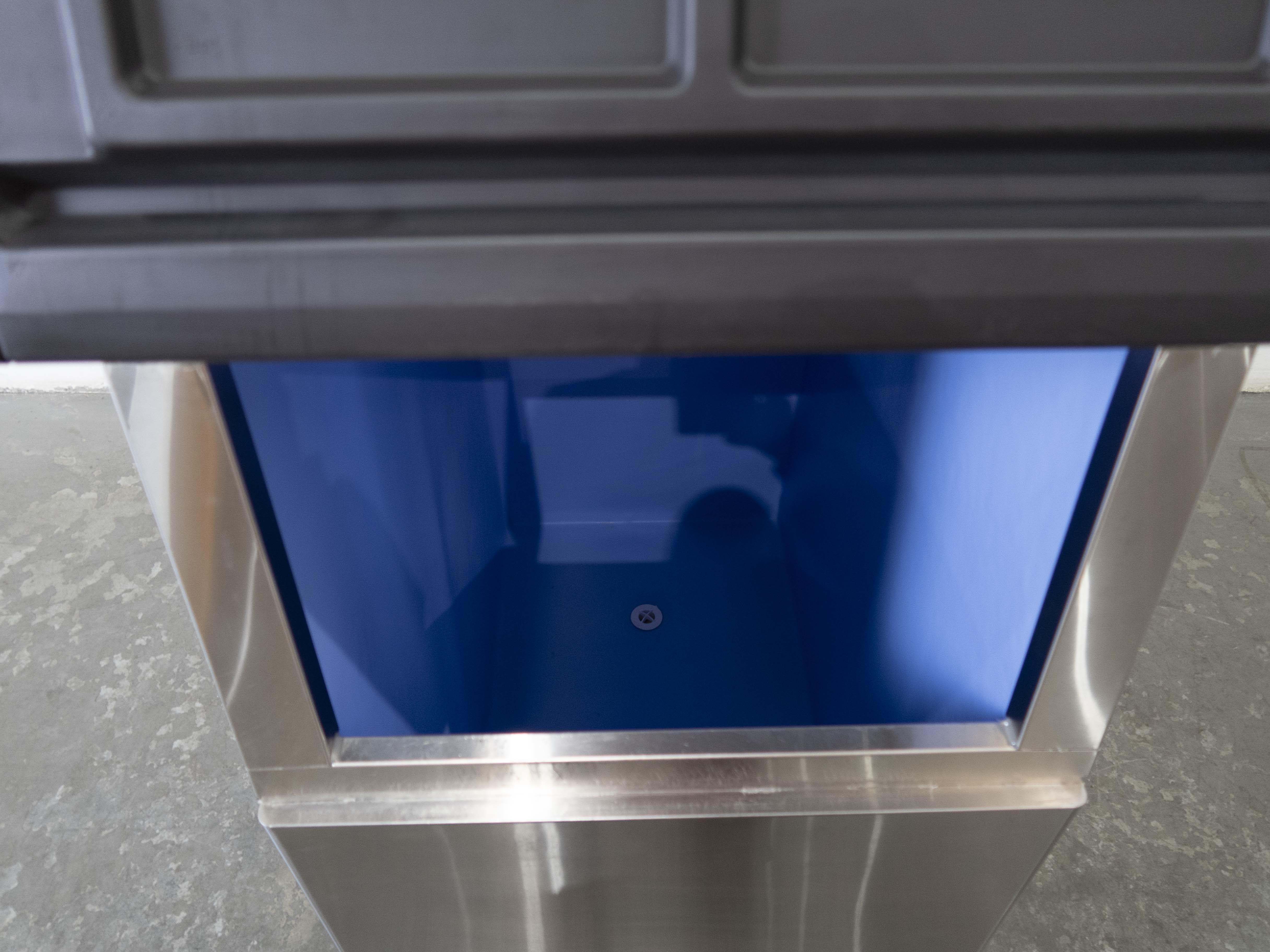 Hoshizaki KMD-201AB Ice Machine with Storage Bin
