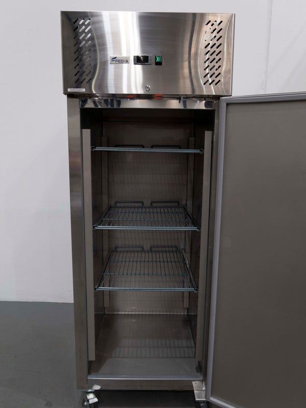 FED XURF650S1V Upright Freezer