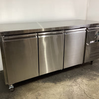 FED-X XUB7C18S3V Undercounter Fridge