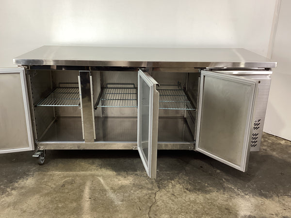 FED-X XUB7C18S3V Undercounter Fridge