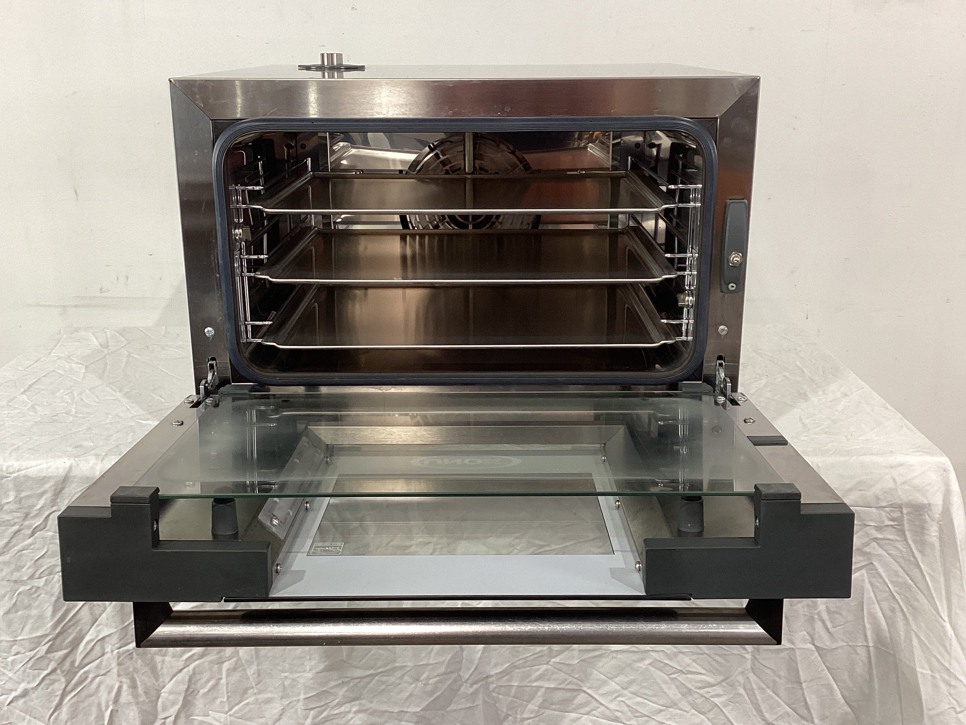 Unox XEFT-03HS-ELDV Oven