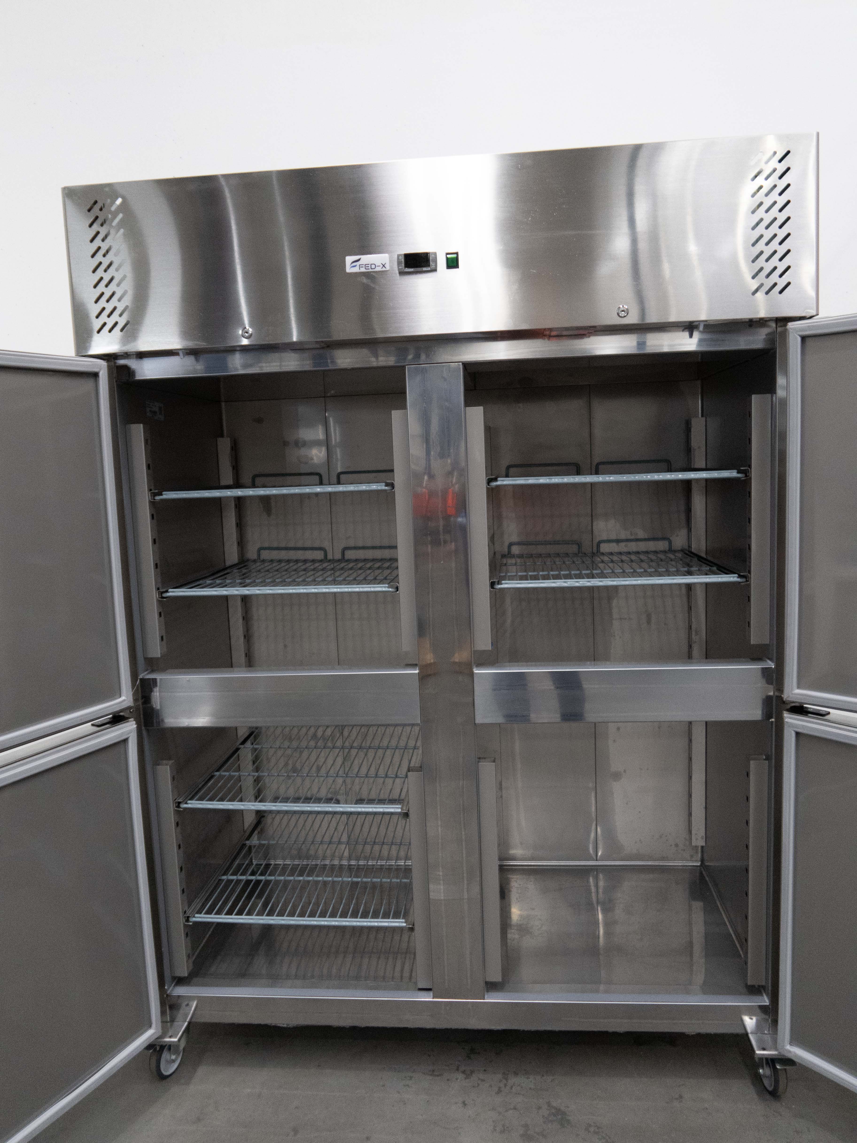 FED XURF1410S2V Upright Freezer