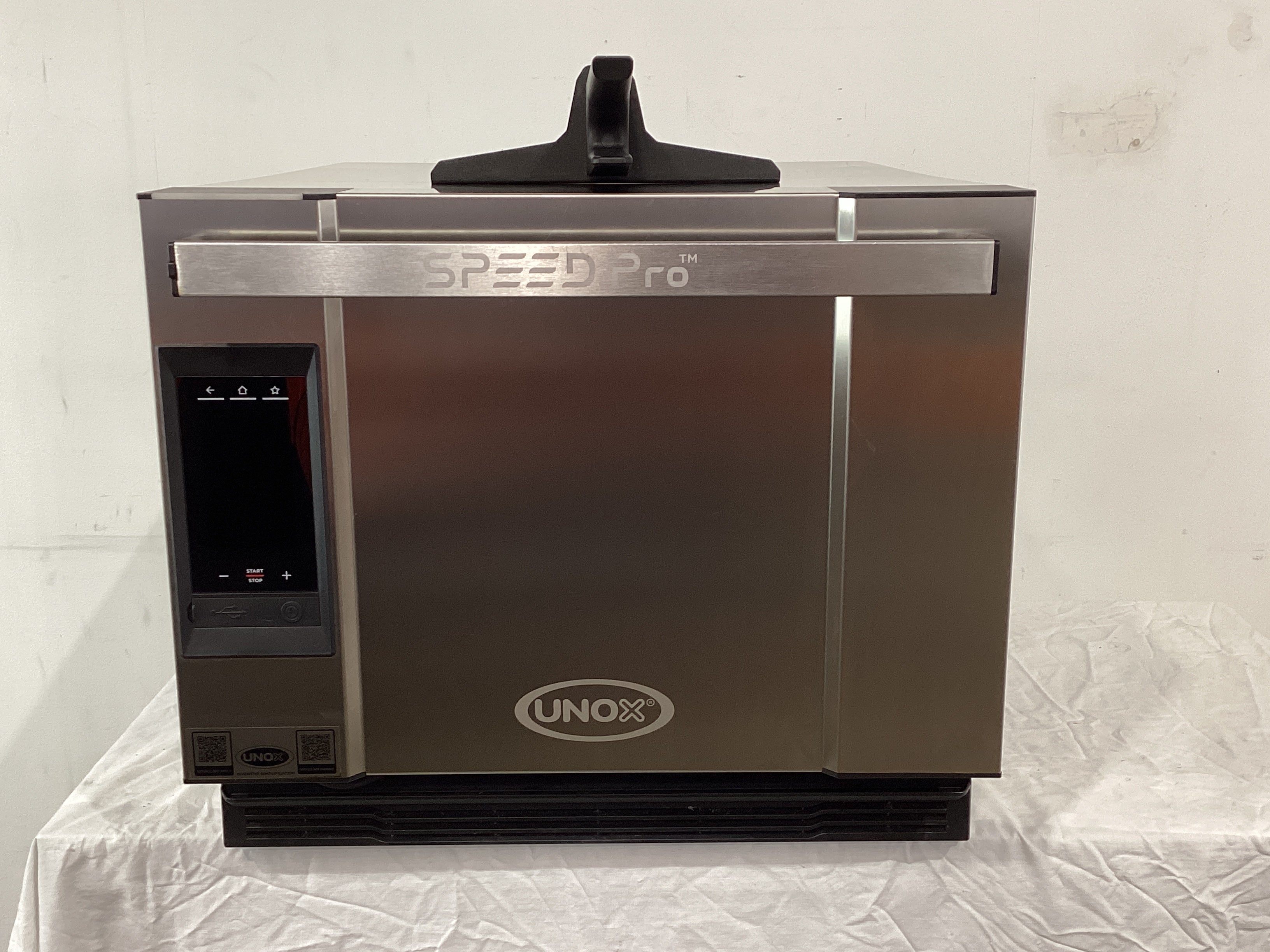 Unox XESR-03HS-MDDN Speed Oven