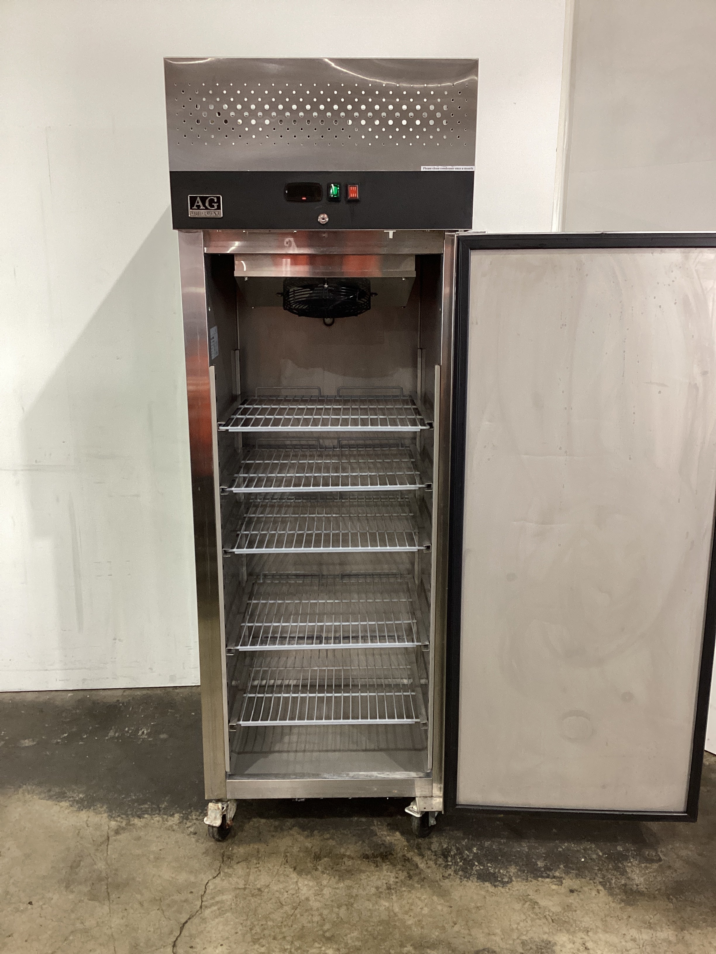 AG Equipment GNX400BT Upright Freezer