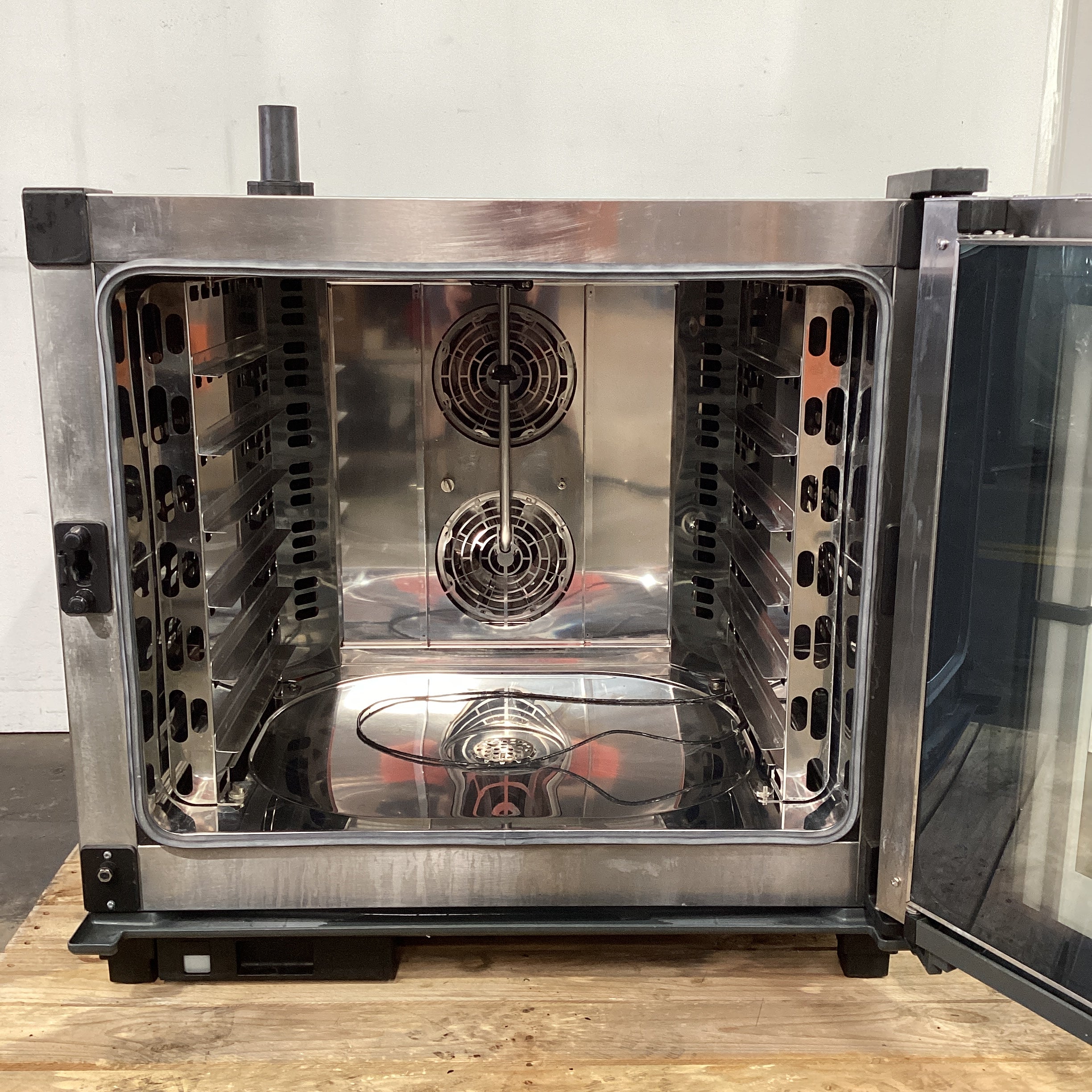 Unox XEBC-06EU-GPL Combi Oven