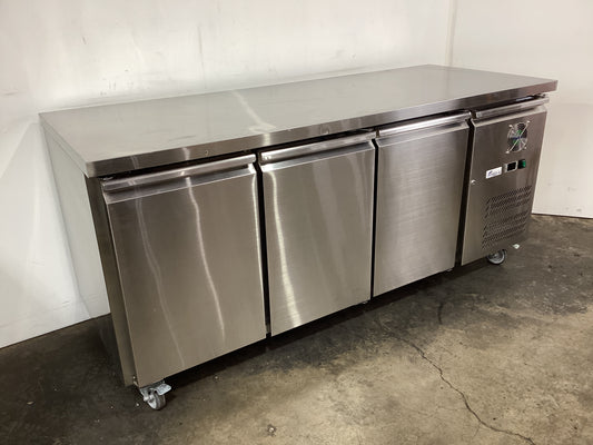FED-X XUB7C18S3V Undercounter Fridge