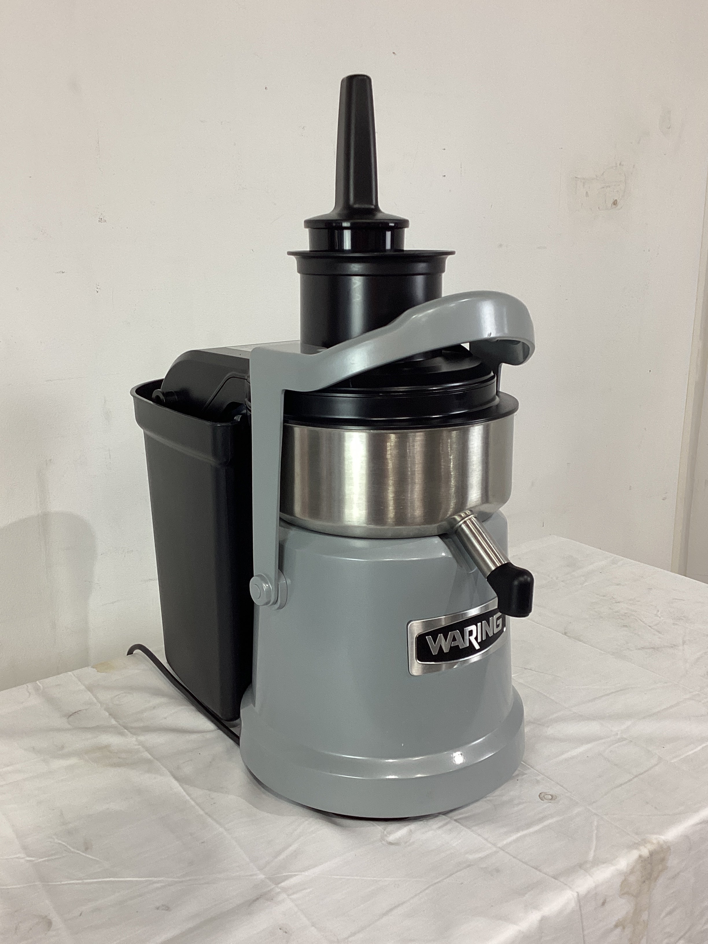 Waring WJX90XNNA Juicer