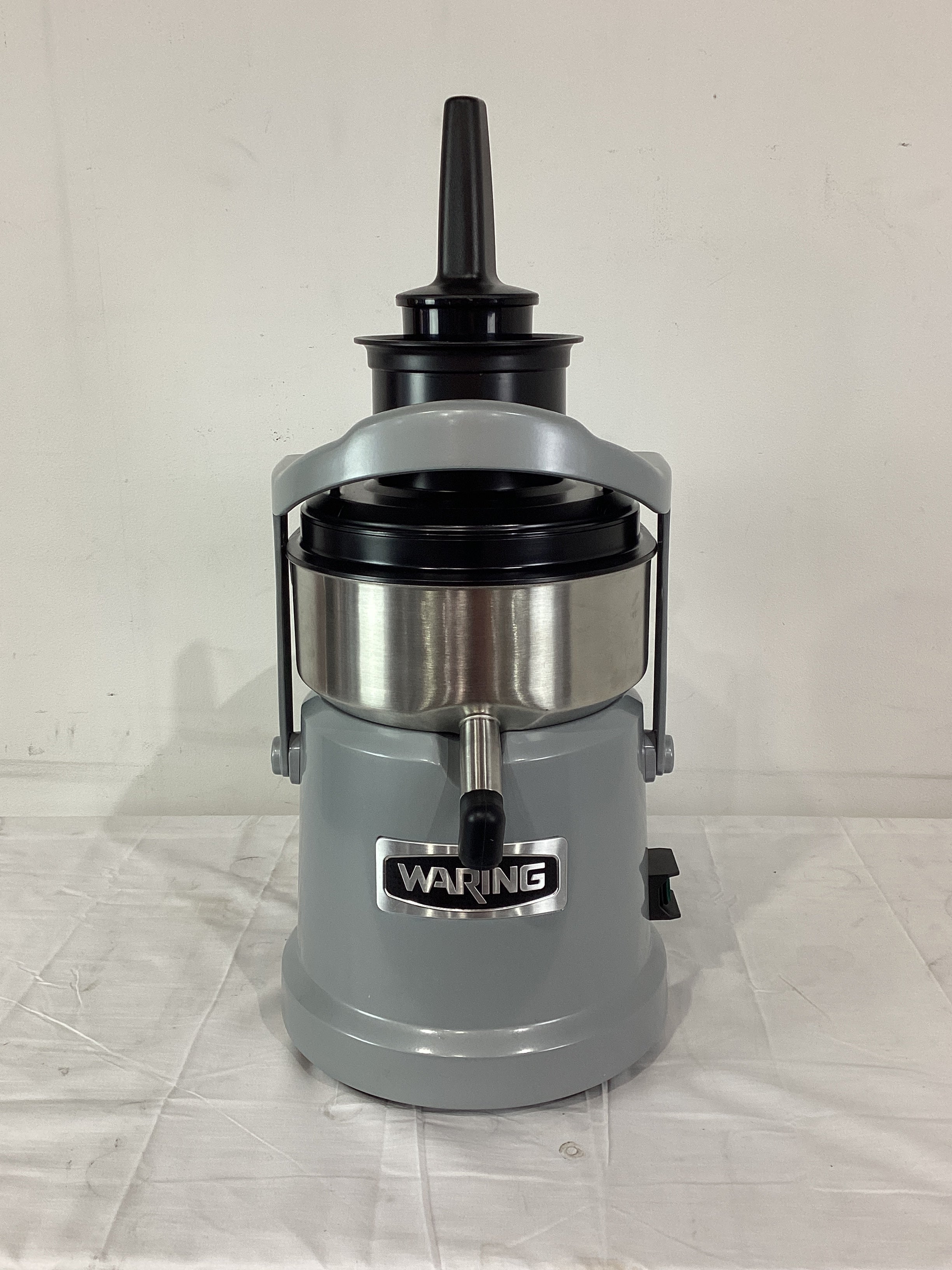 Waring WJX90XNNA Juicer