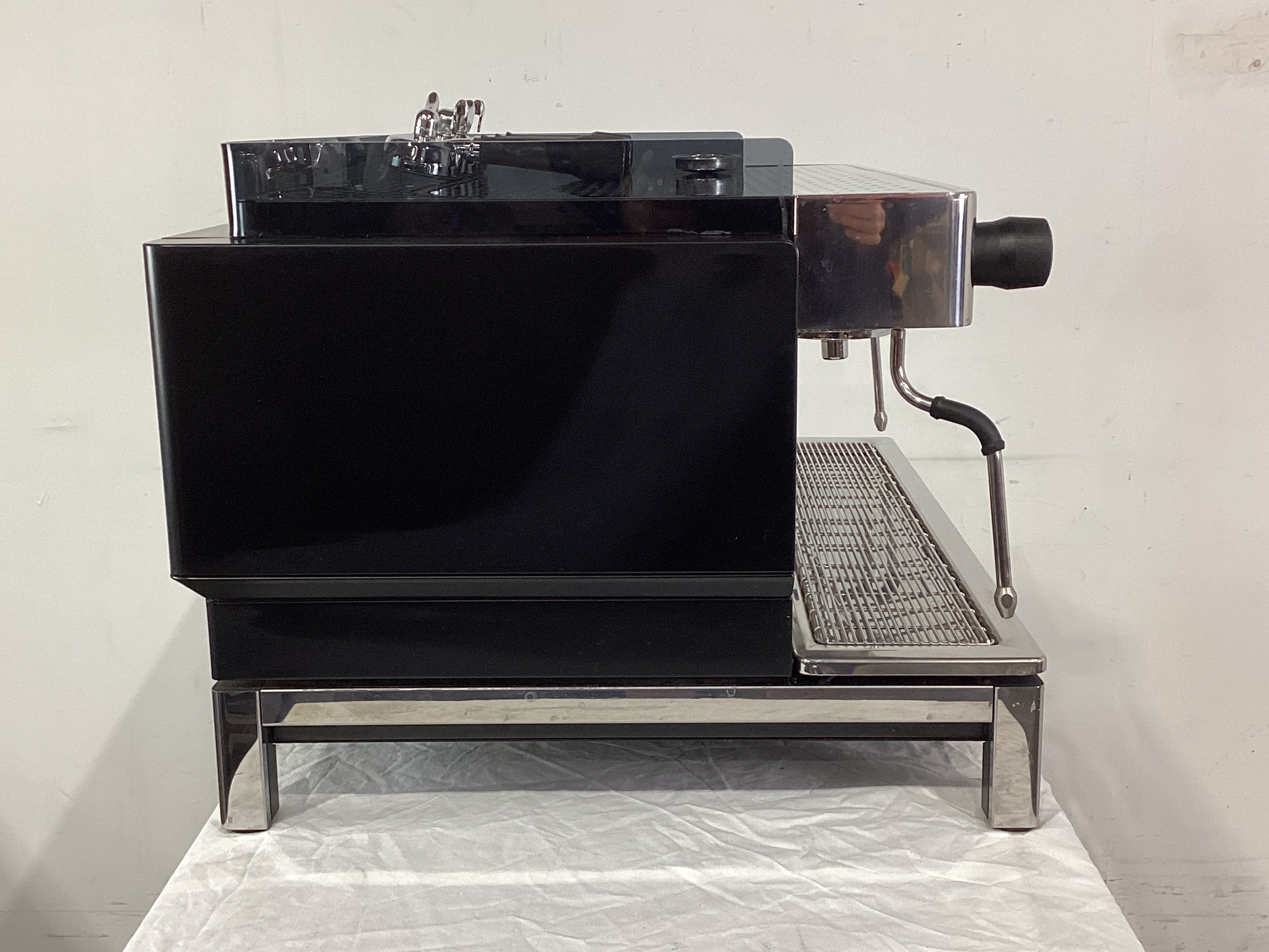 Crem EBEE-DA1B-22AR 2 Group Coffee Machine