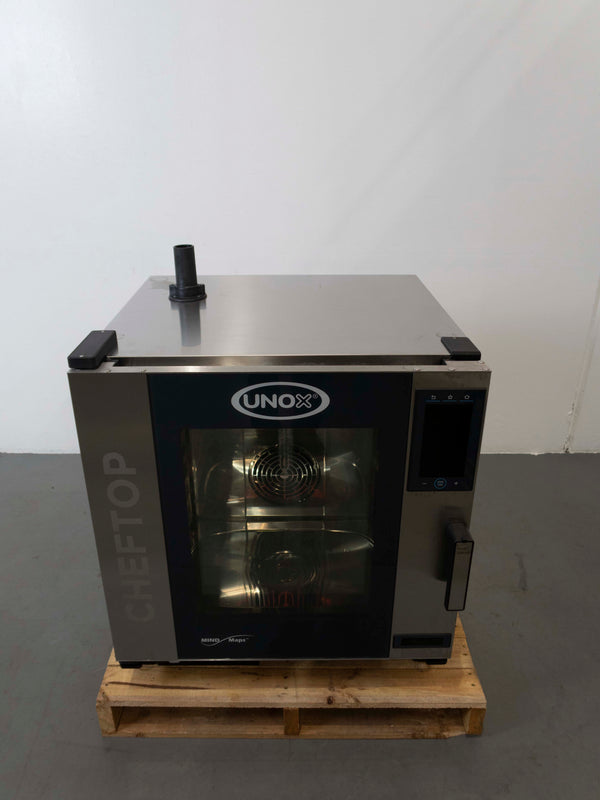 Unox XEVC-0711-EPRM Combi Oven + Stand