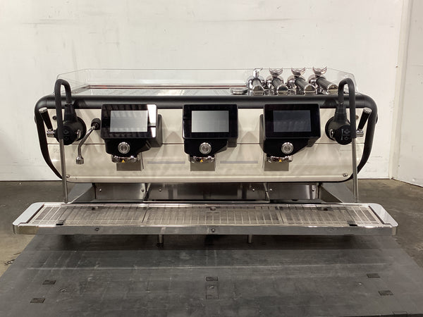 Astoria Pilot SAE./3-S2 3 Group Coffee Machine