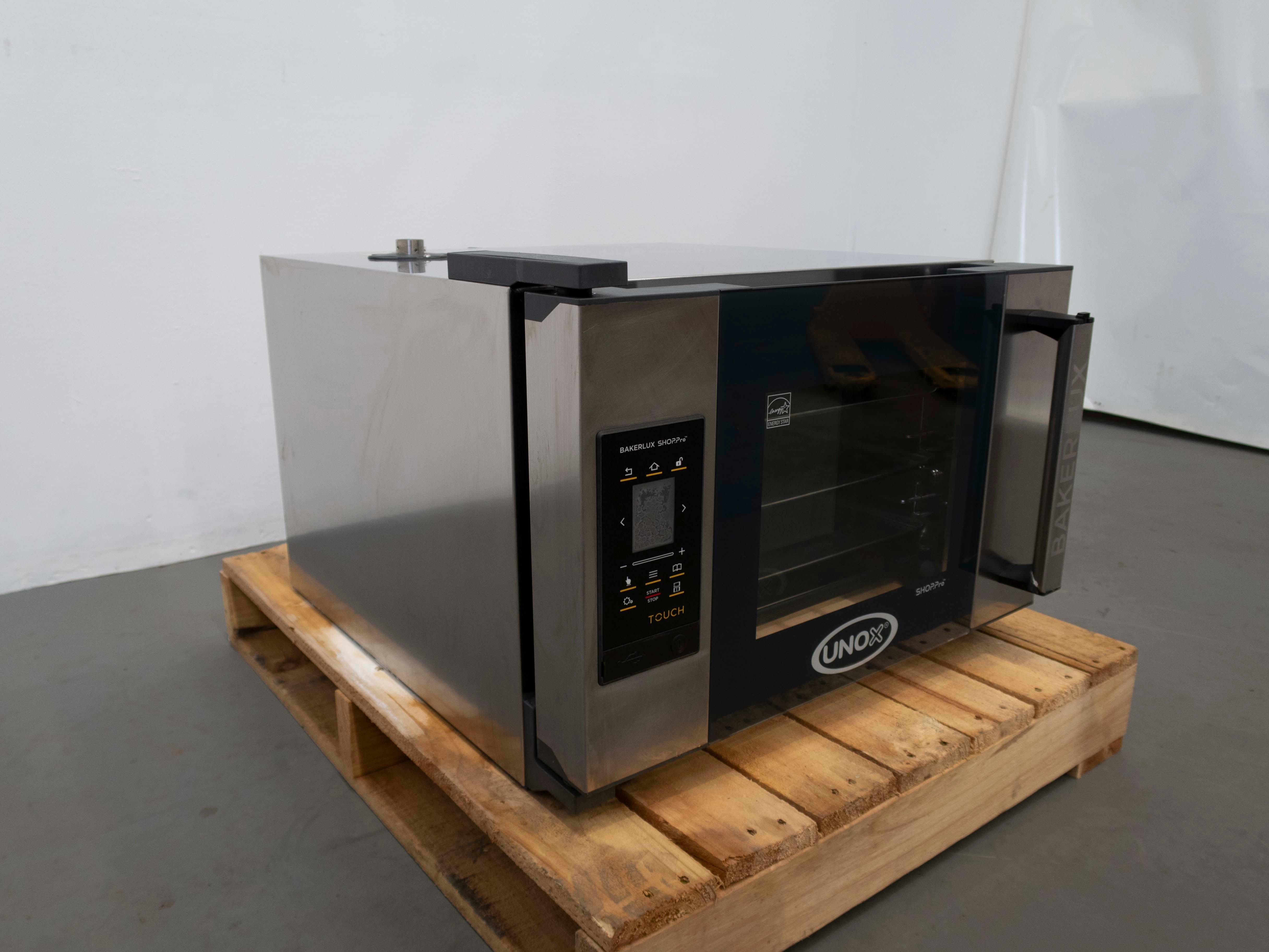 Unox XEFT-03HS-ETRV Convection Oven