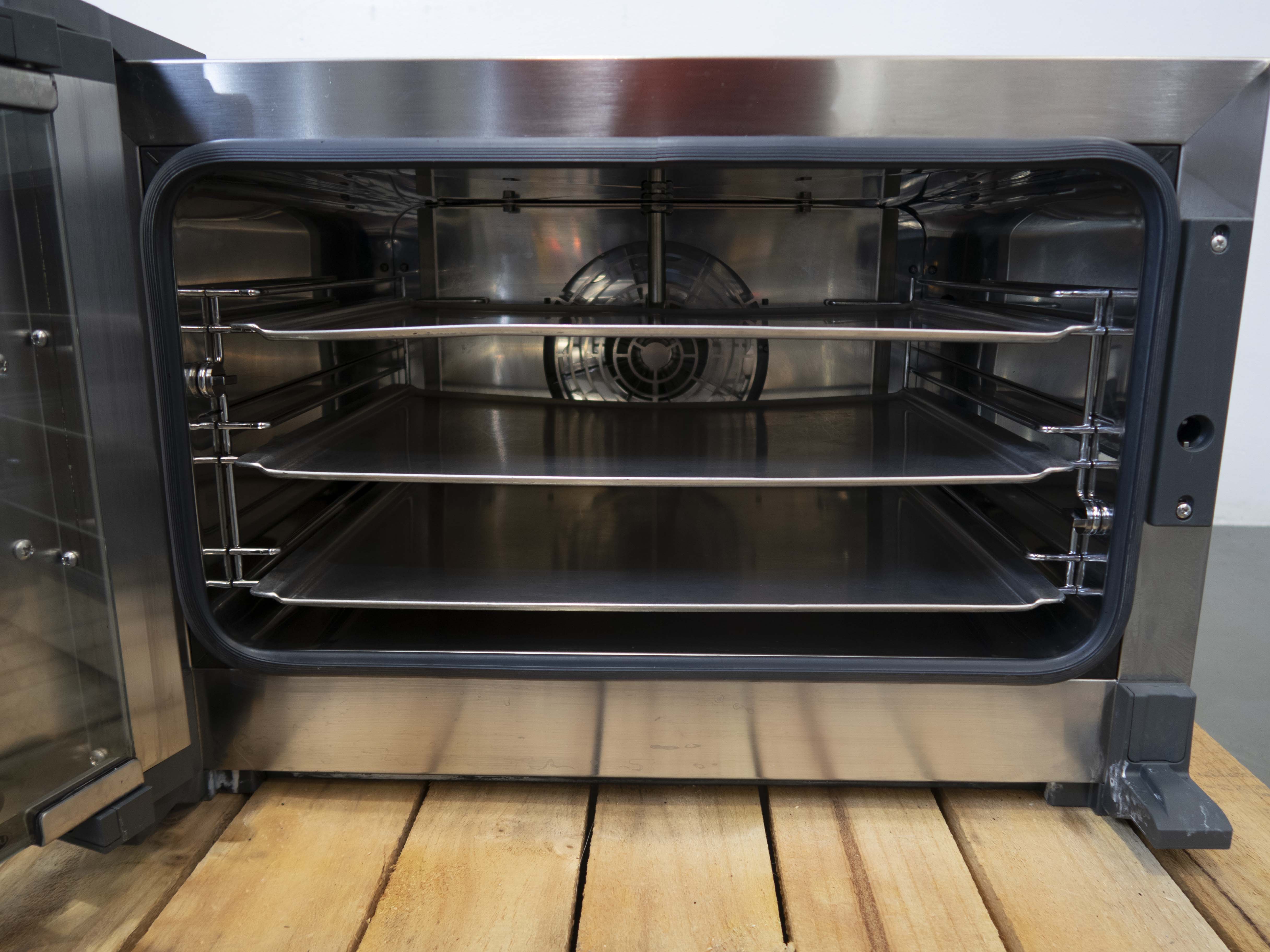 Unox XEFT-03HS-ETRV Convection Oven