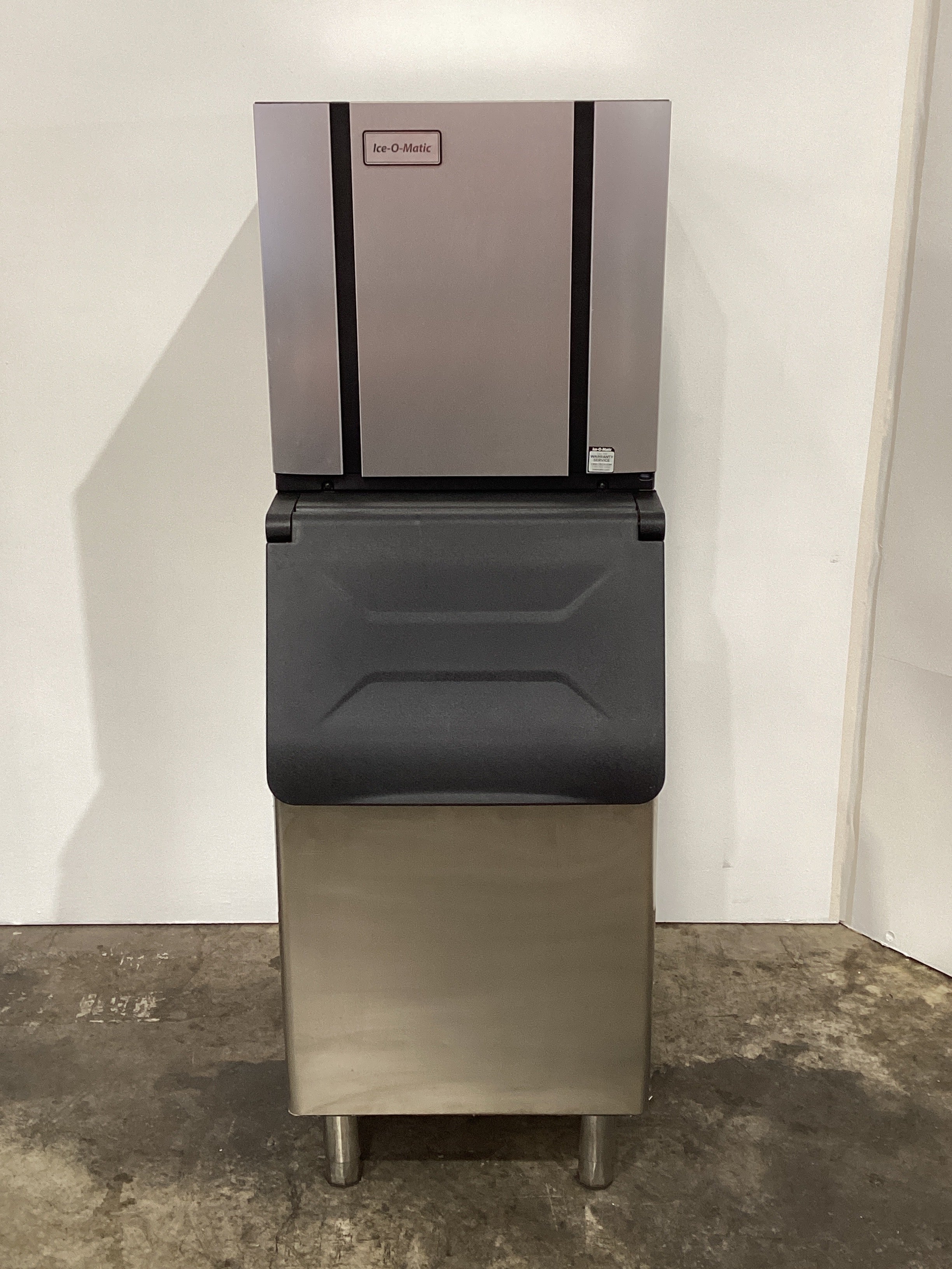 Ice-O-Matic CIM0325FA5-49 Ice Machine with Storage Bin