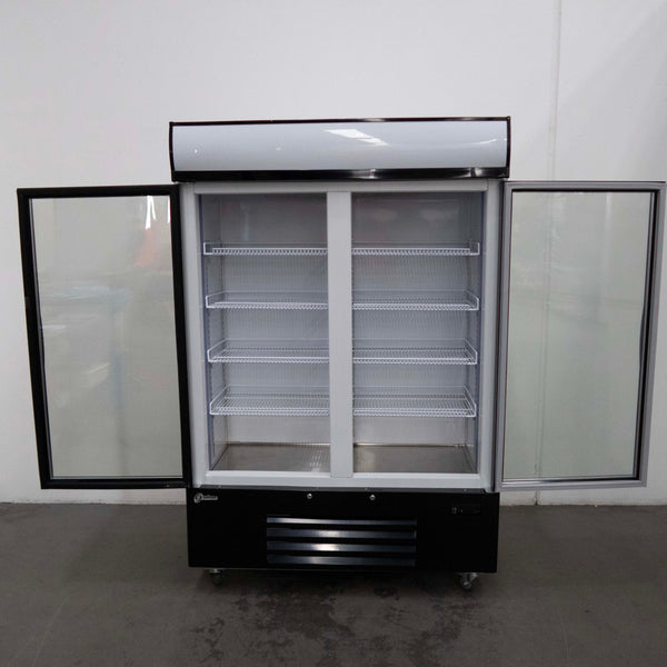 Saltas DFS2999 Upright Freezer