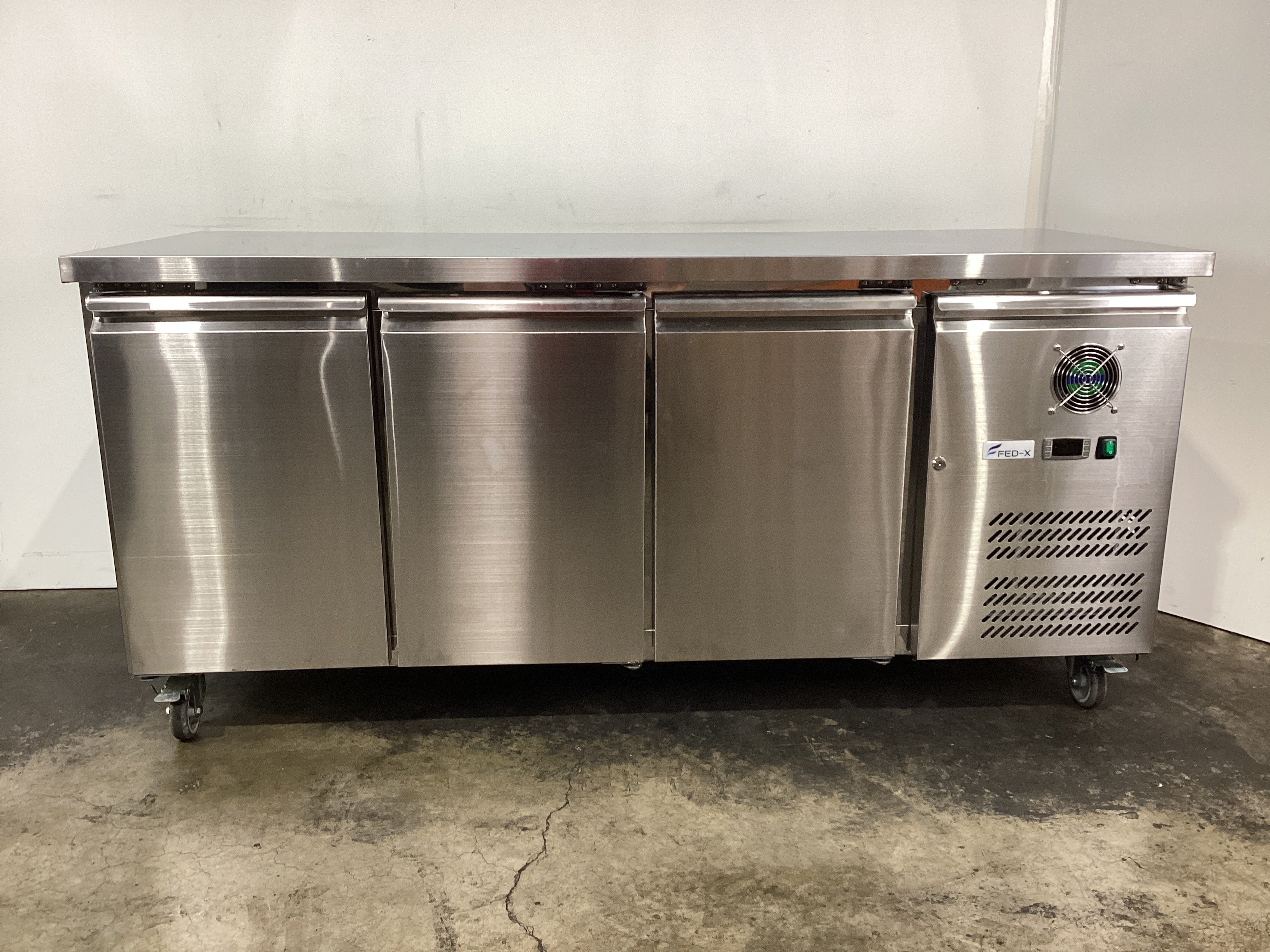 FED-X XUB7C18S3V Underbench Fridge