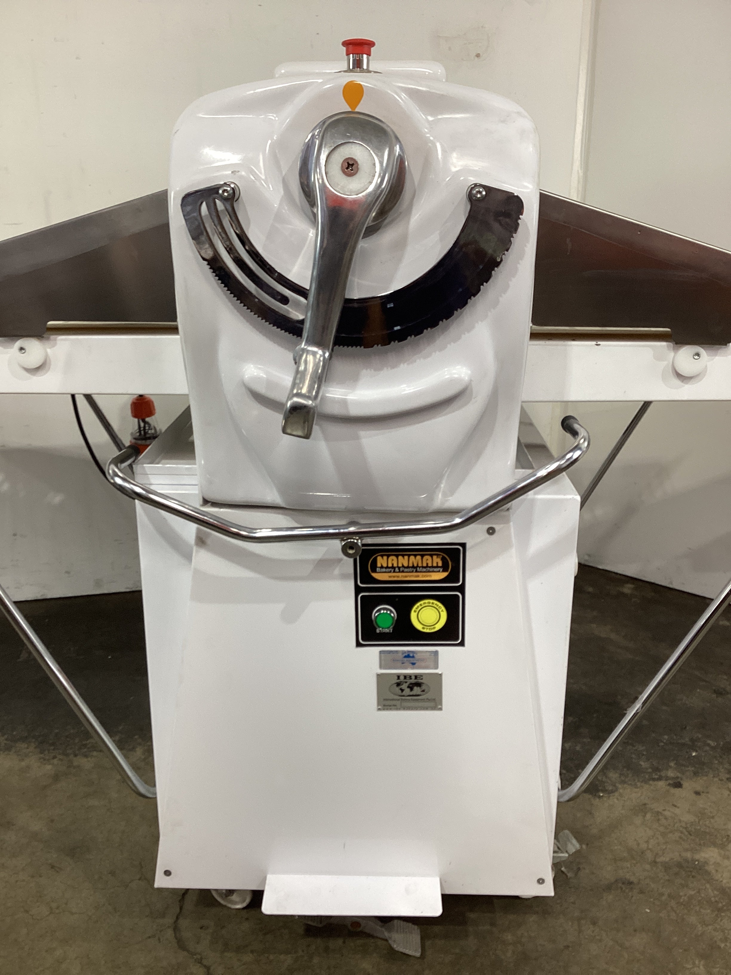 IBE N640F Floor Pastry Sheeter