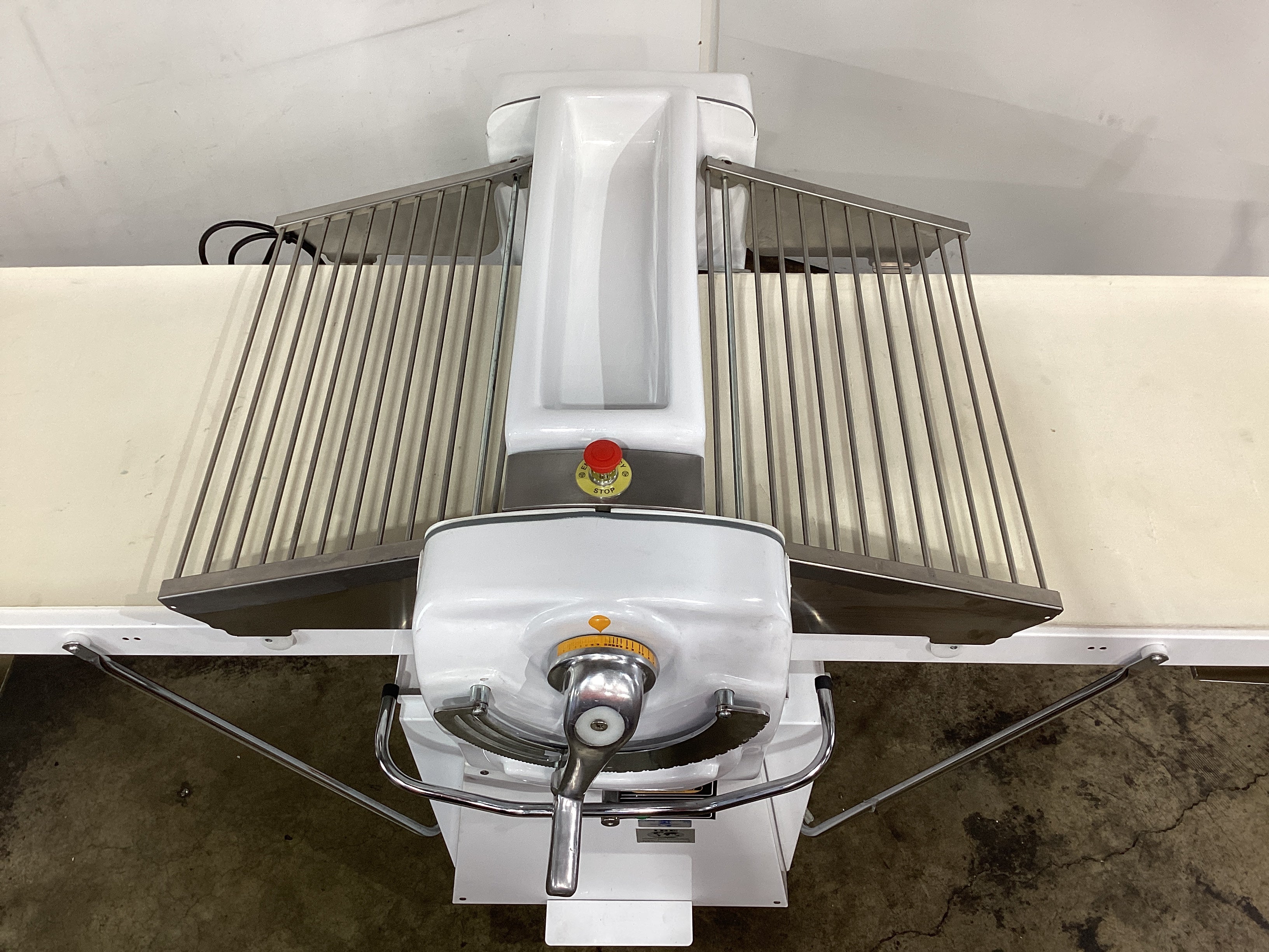 IBE N640F Floor Pastry Sheeter