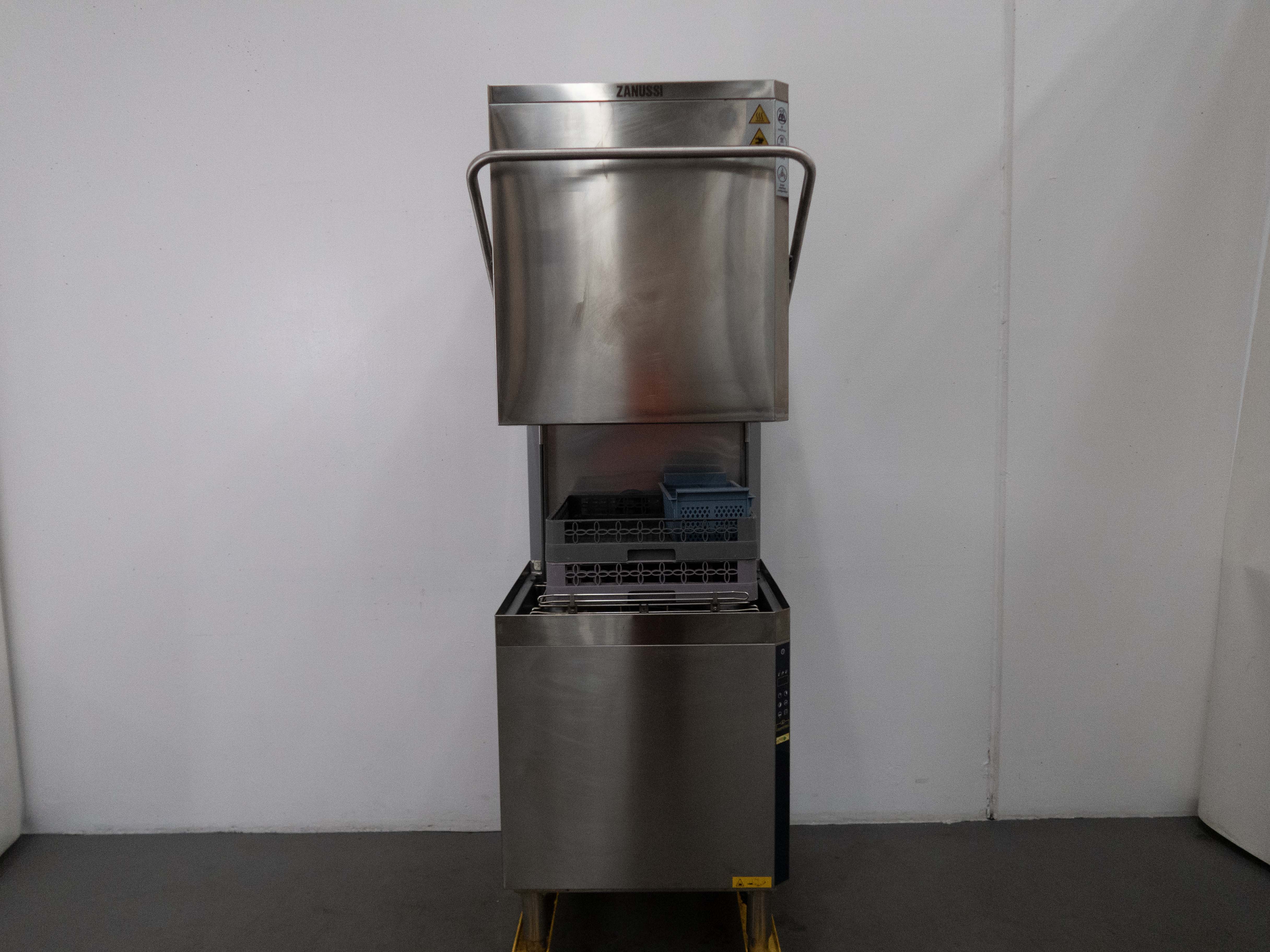 Zanussi ZHT8ILG Pass Through Dishwasher