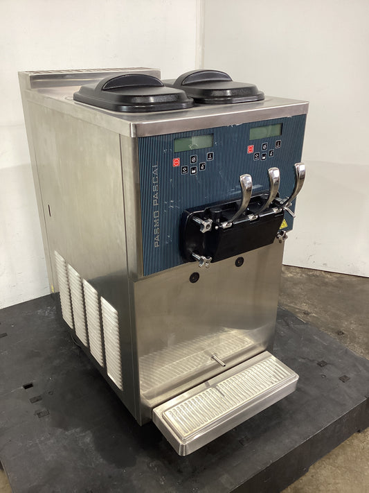 Pasmo Pascal S121 Ice Cream Machine