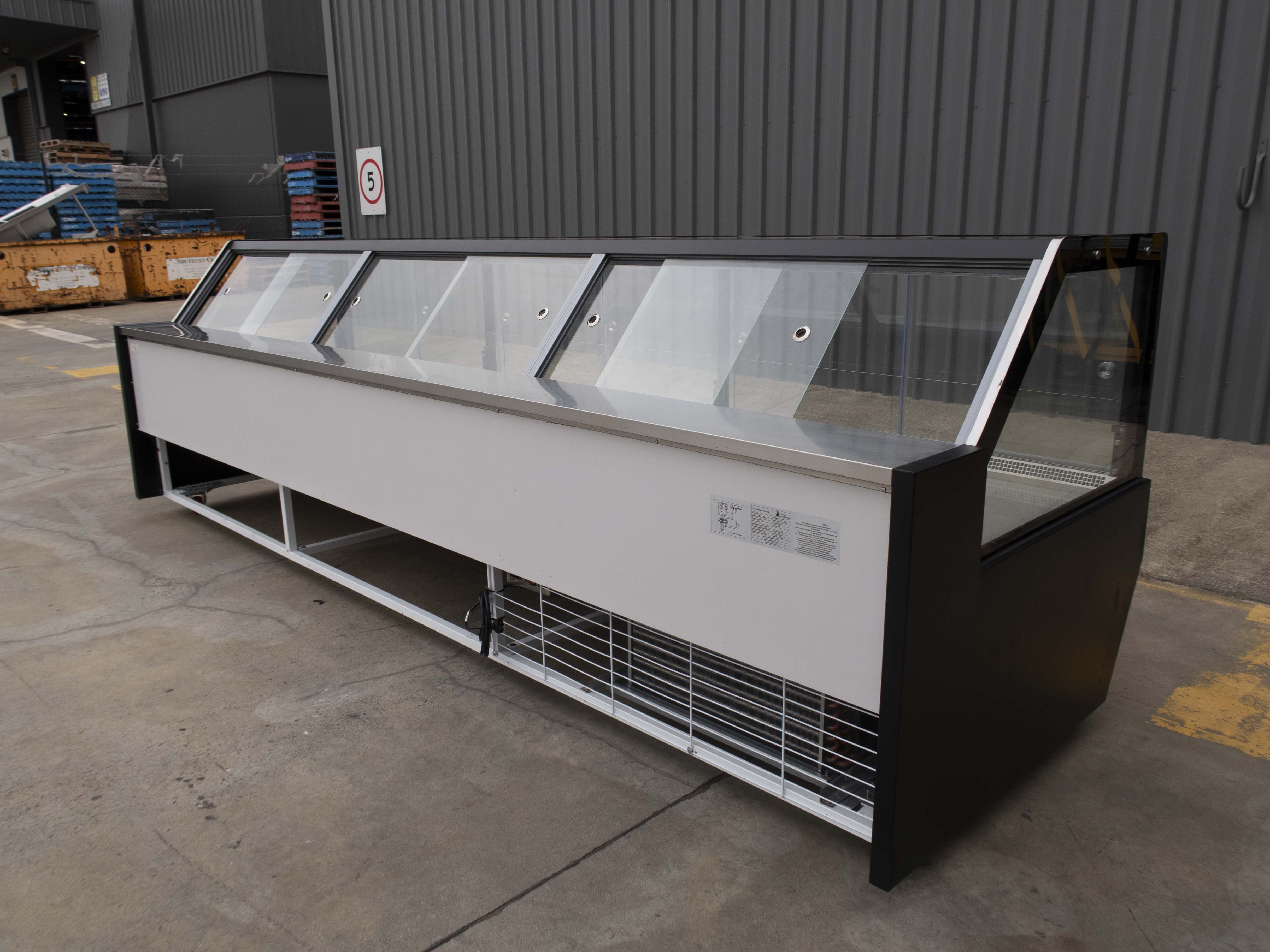 Austune ADSZB-3750 Deli Display