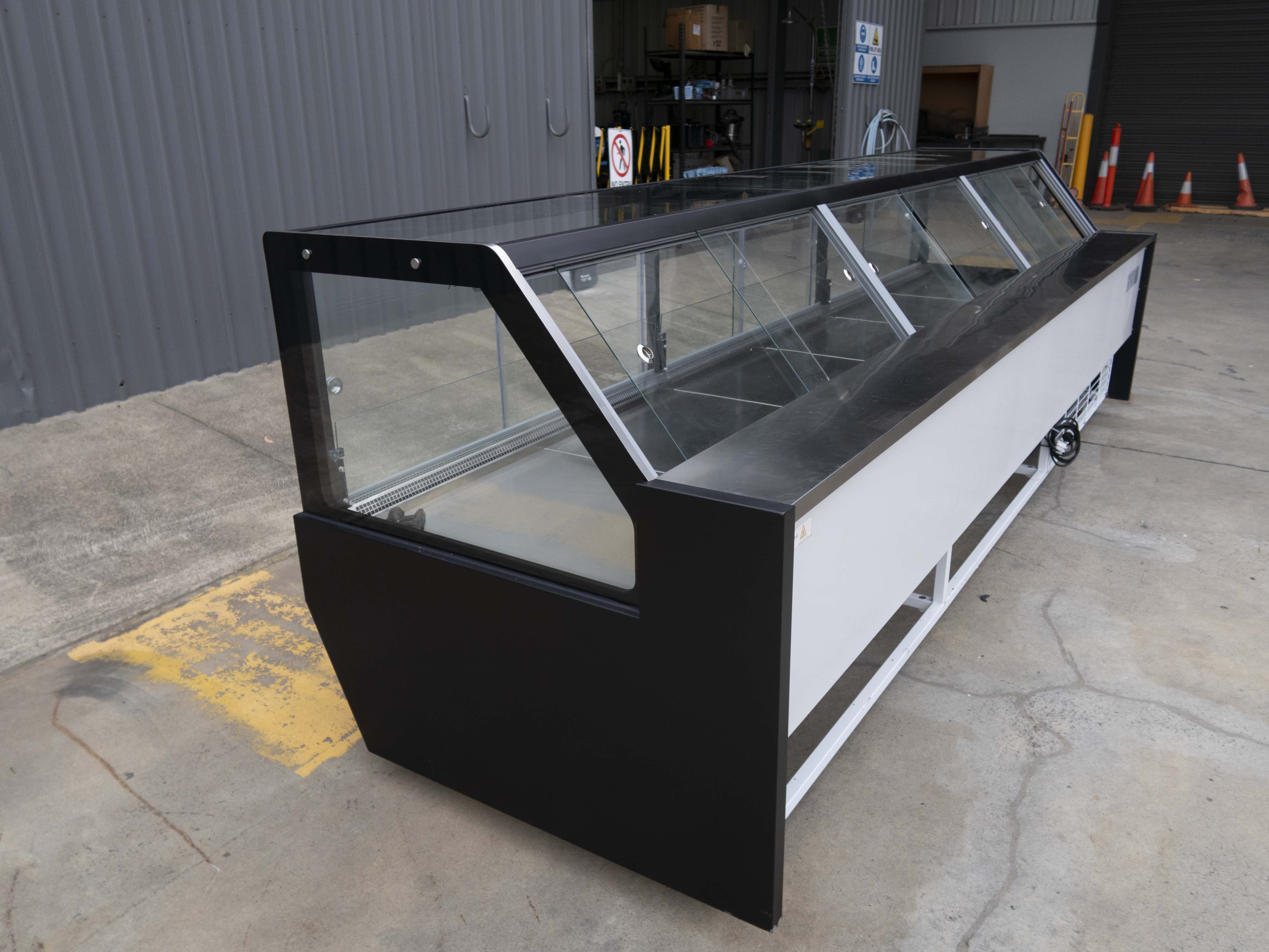 Austune ADSZB-3750 Deli Display