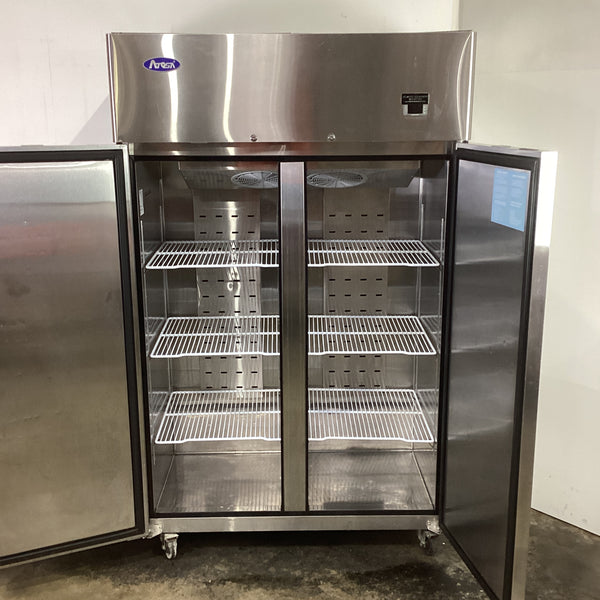 Atosa YBF9218 Upright Fridge