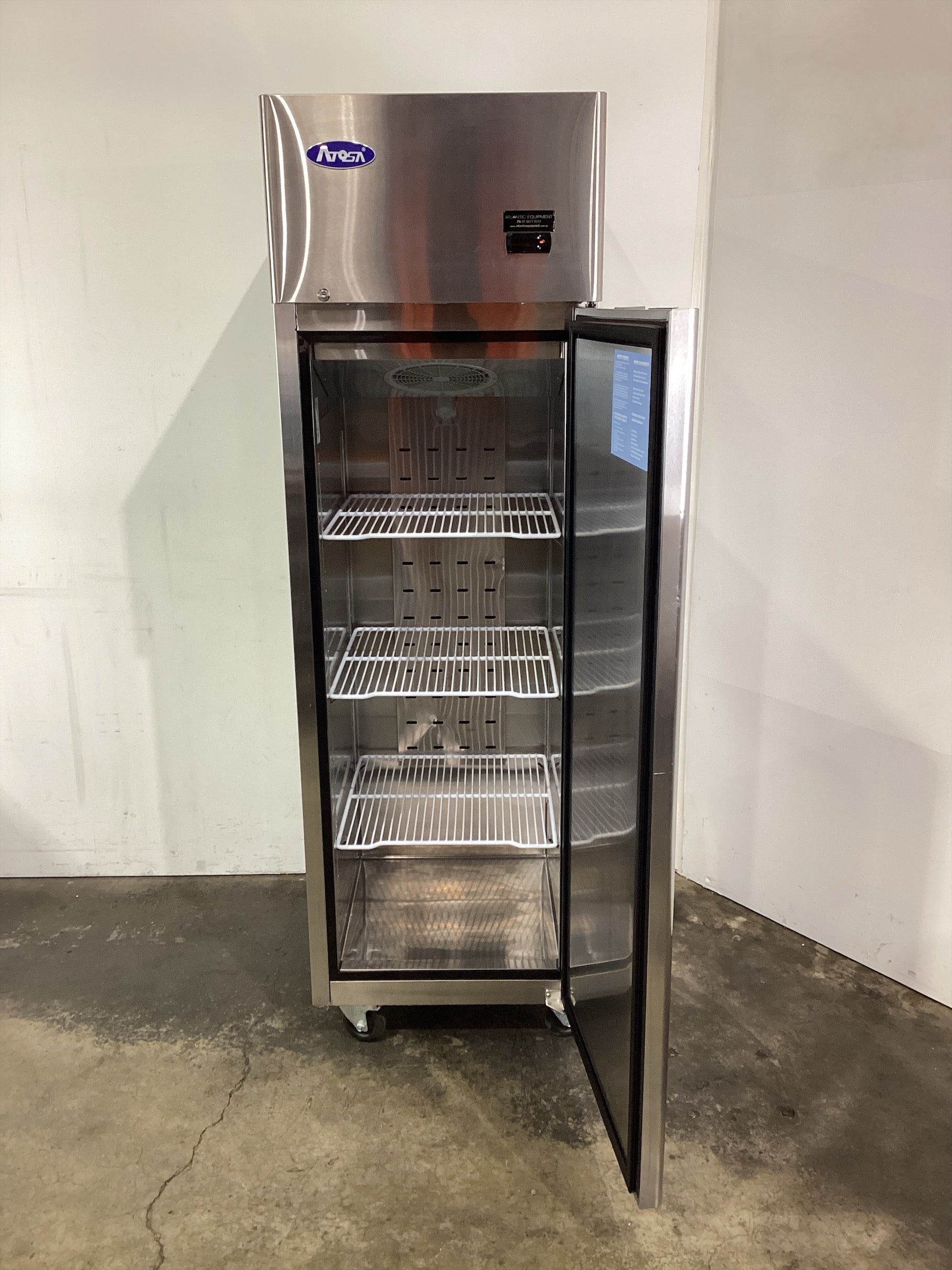 Atosa YBF9207 Upright Freezer